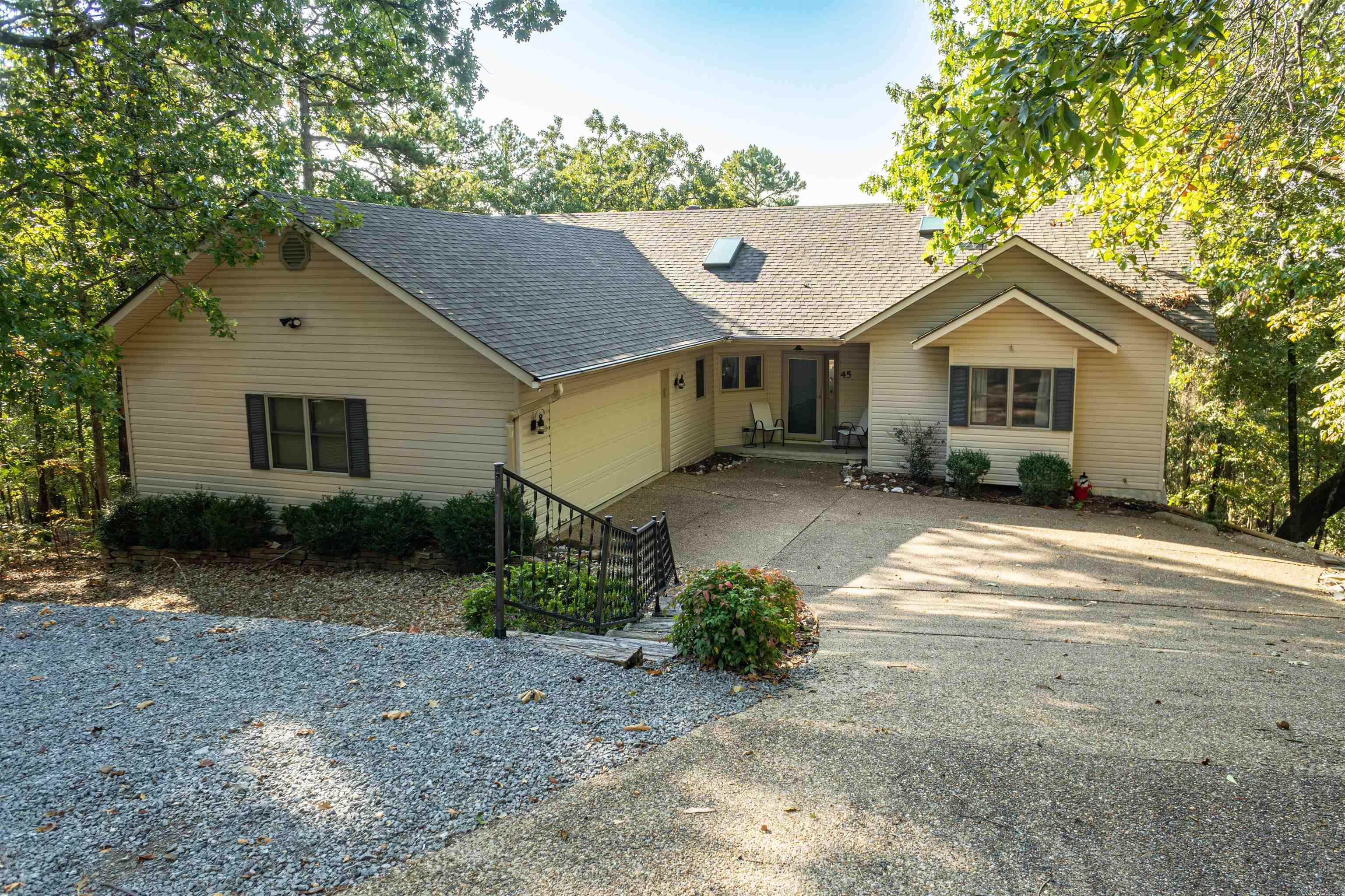45 Almazon Way Hot Springs Village, AR 71909