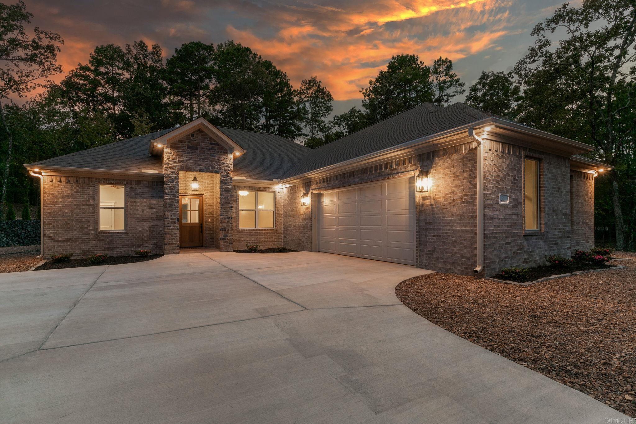 24 Brilliante Lane Hot Springs Village, AR 71909