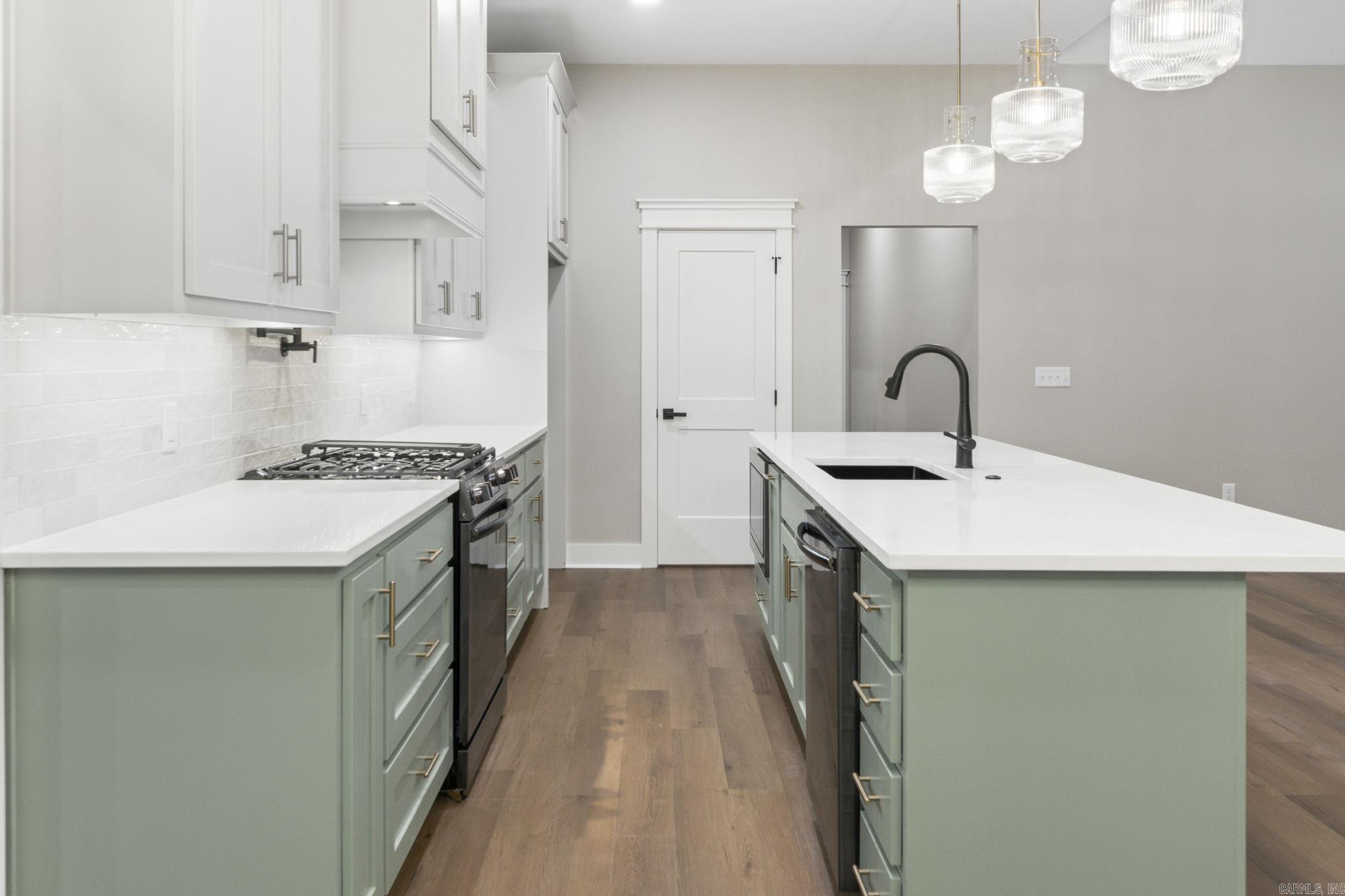24 Brilliante Lane Hot Springs Village, AR 71909