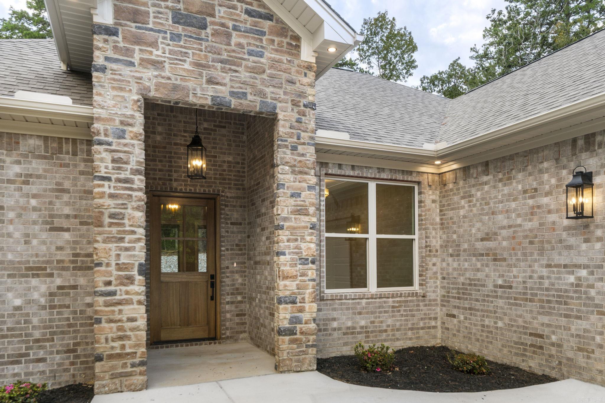 24 Brilliante Lane Hot Springs Village, AR 71909