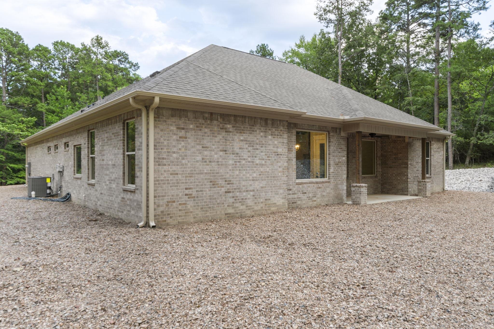 24 Brilliante Lane Hot Springs Village, AR 71909