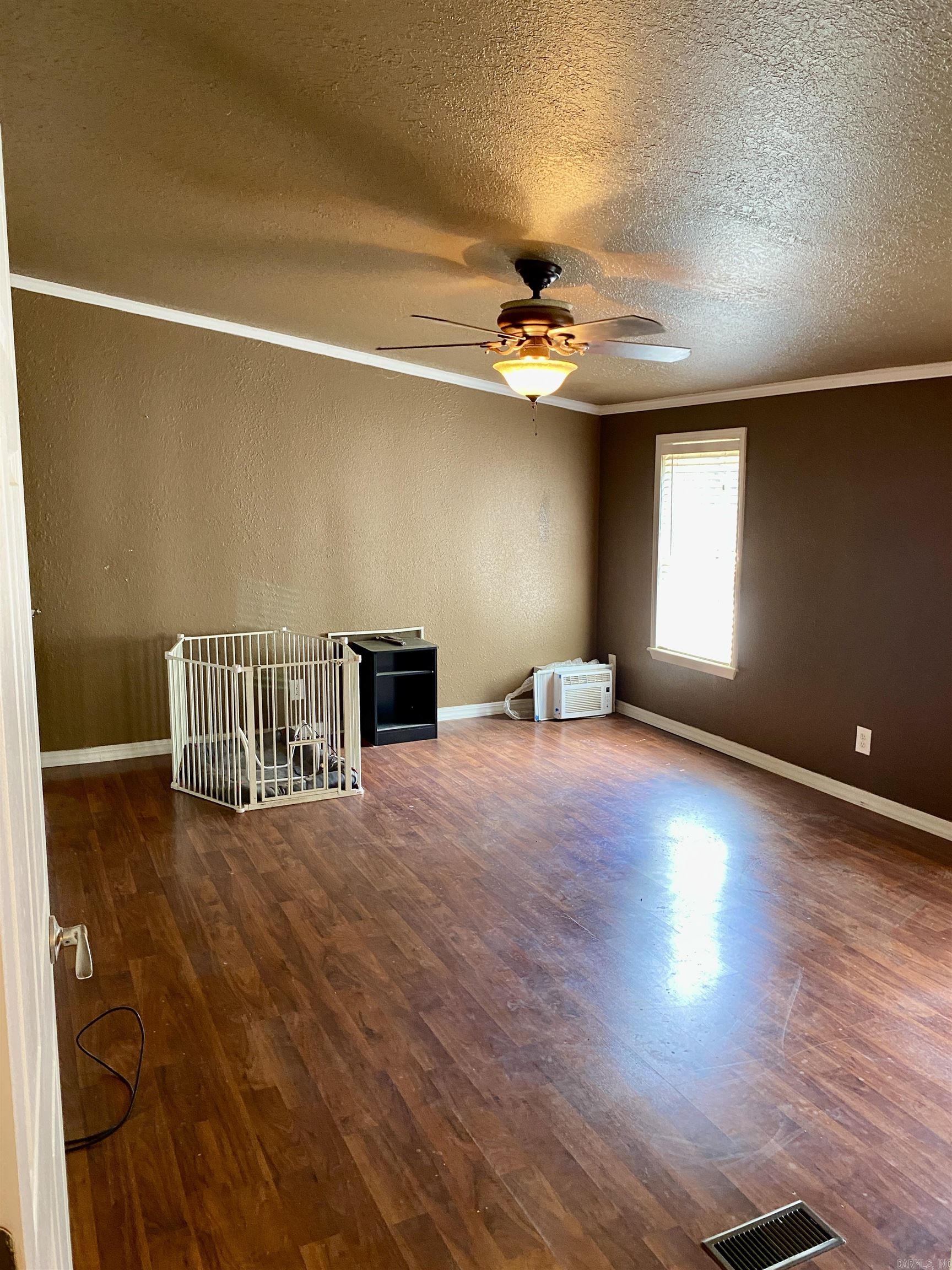 796 N Main Street  Coal Hill, AR
