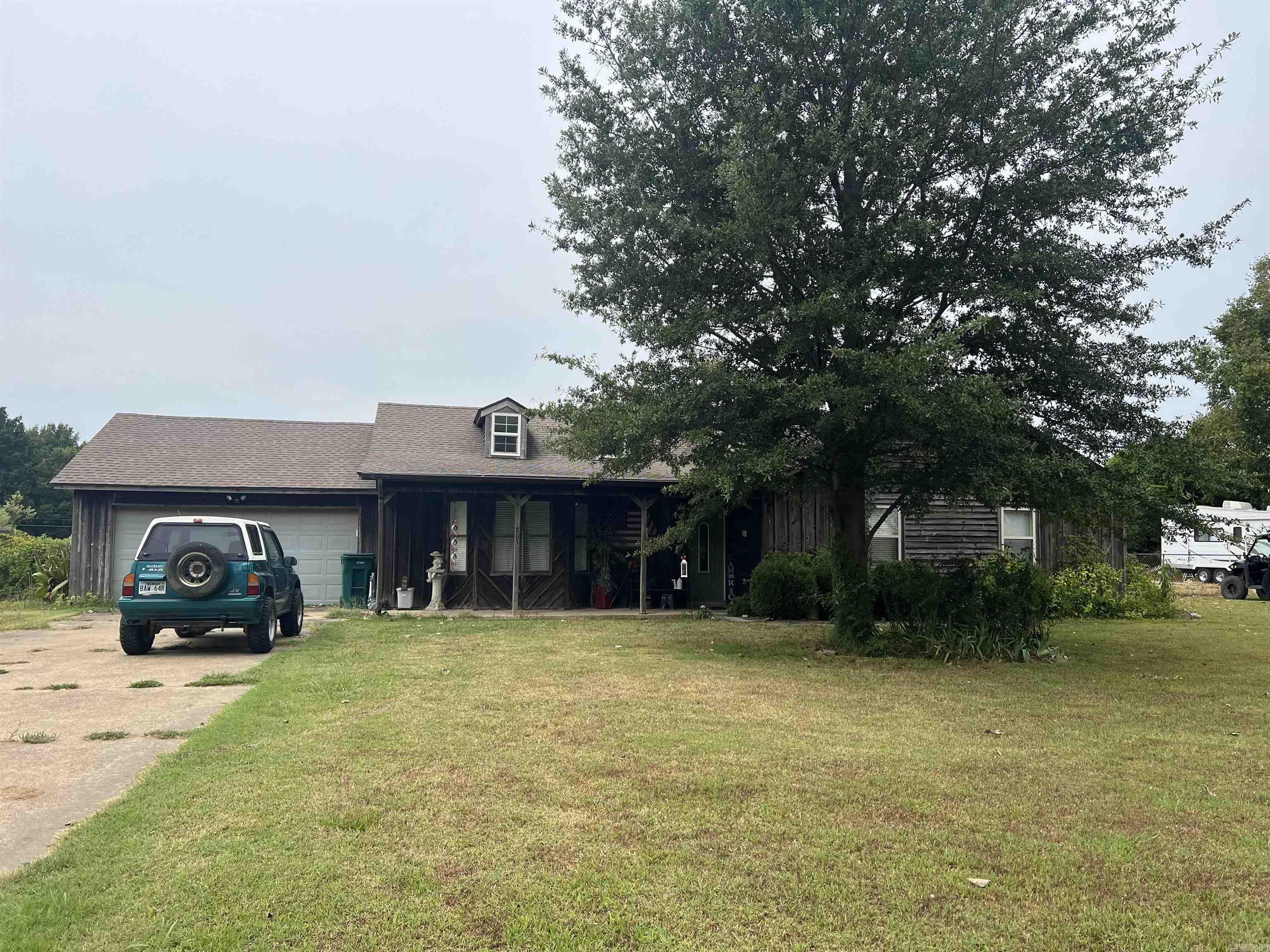805 N Davis  Manila, AR