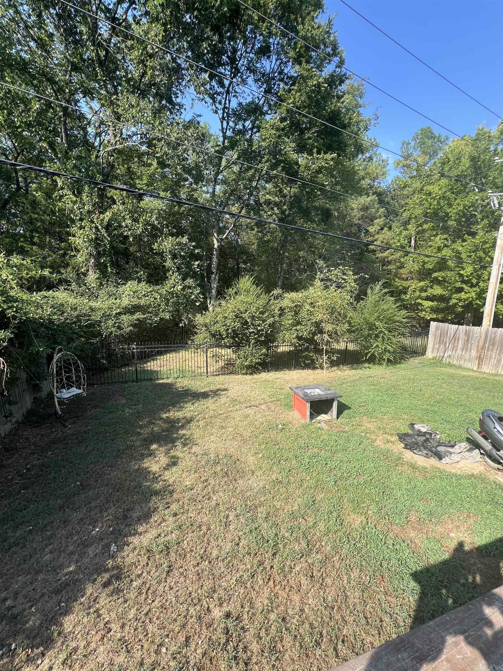 27 Courtside Pl  Little Rock, AR
