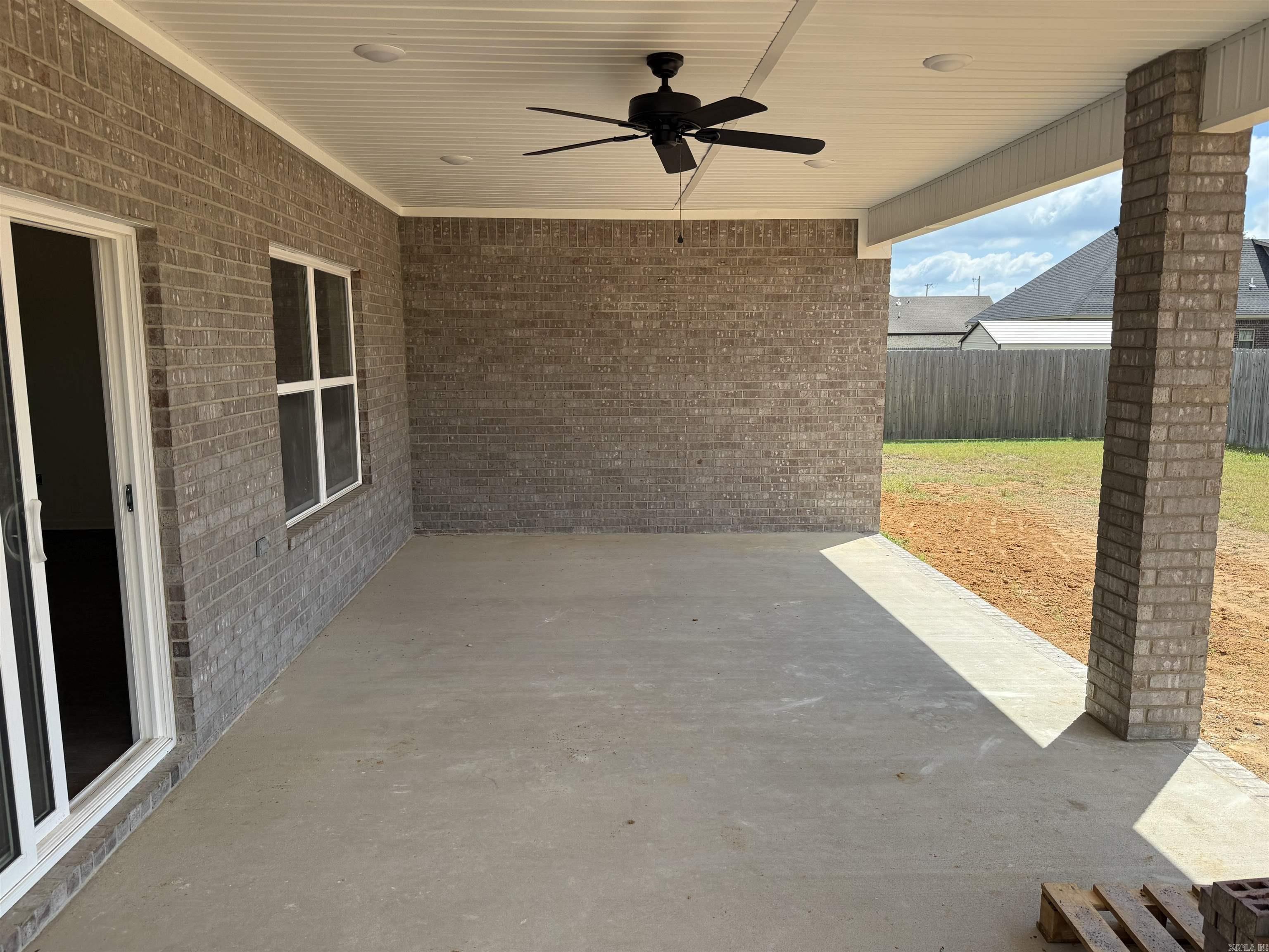 1407 Pamela Lake City, AR 72437