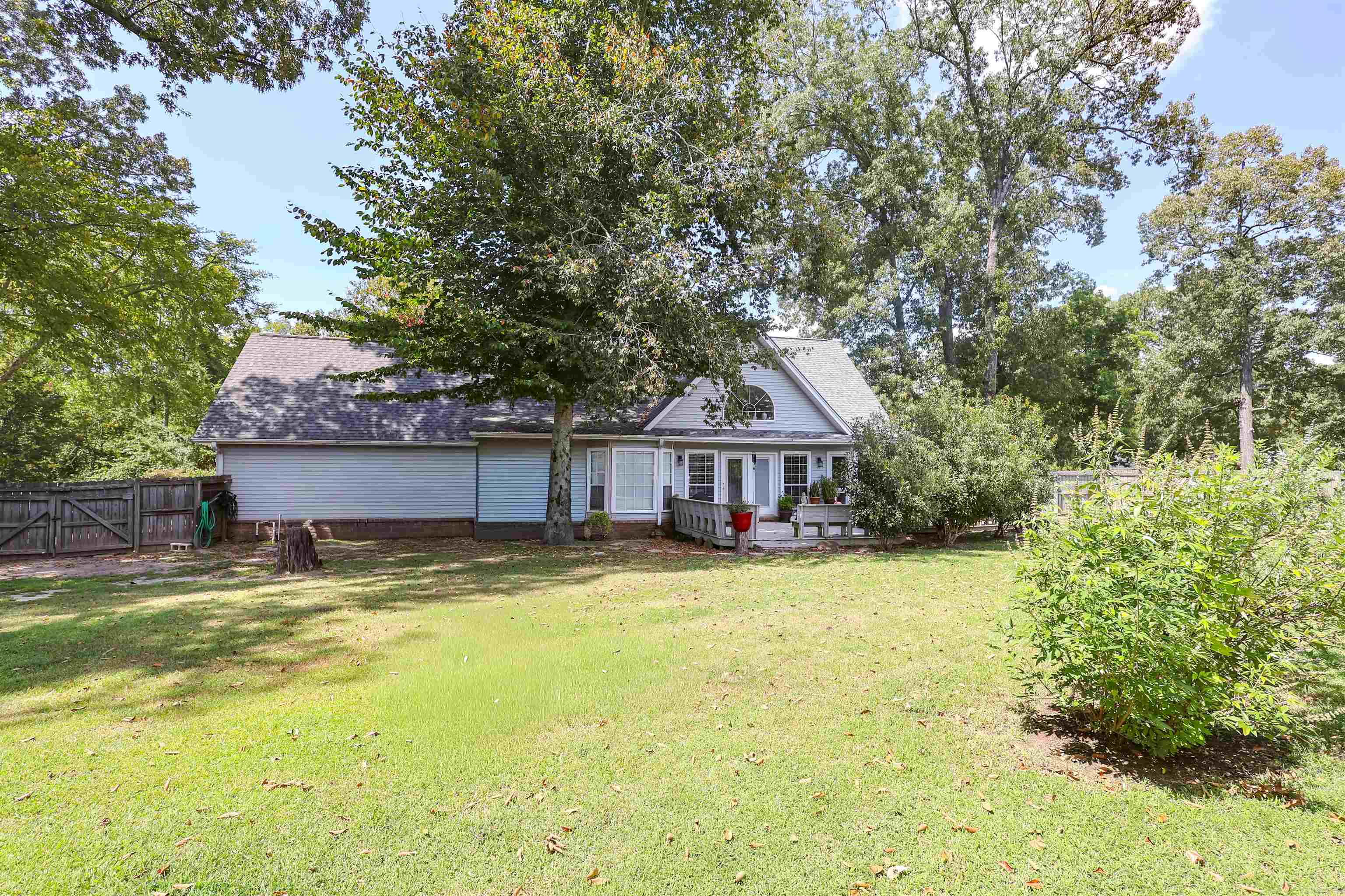 106 Apple Blossom  Arkadelphia, AR