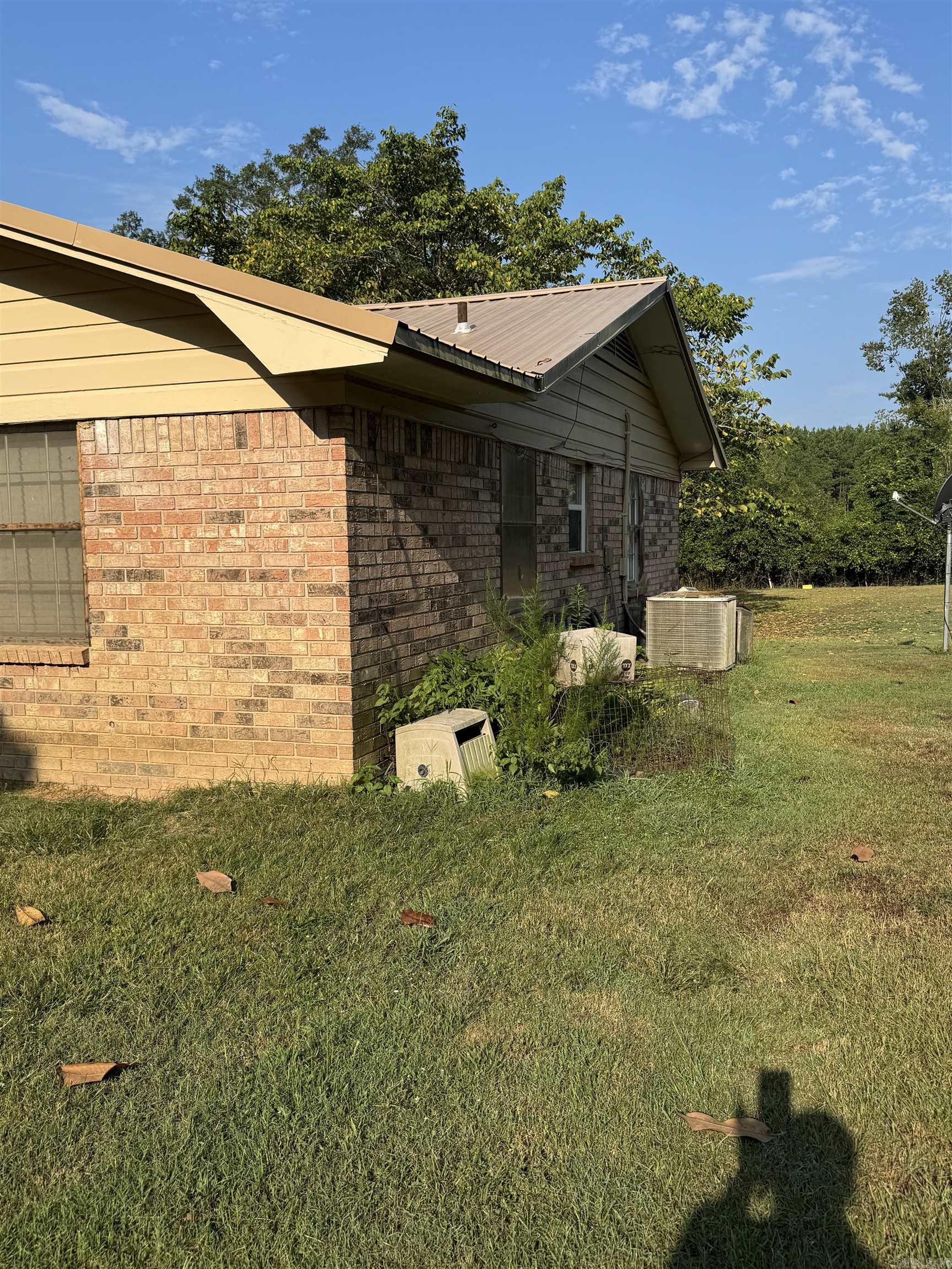 14627 calhoun 61  Thornton, AR