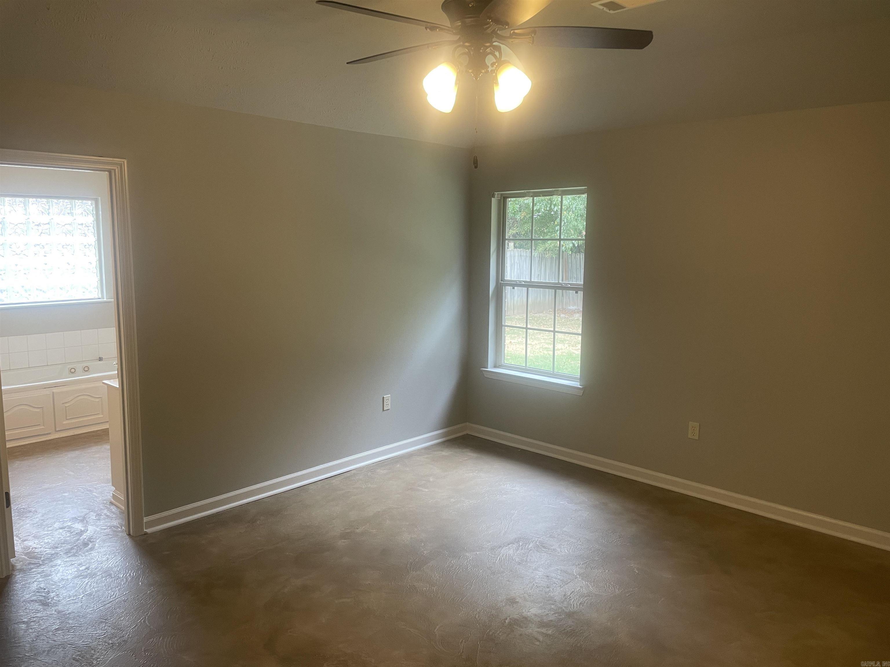 2250 Landover  Conway, AR