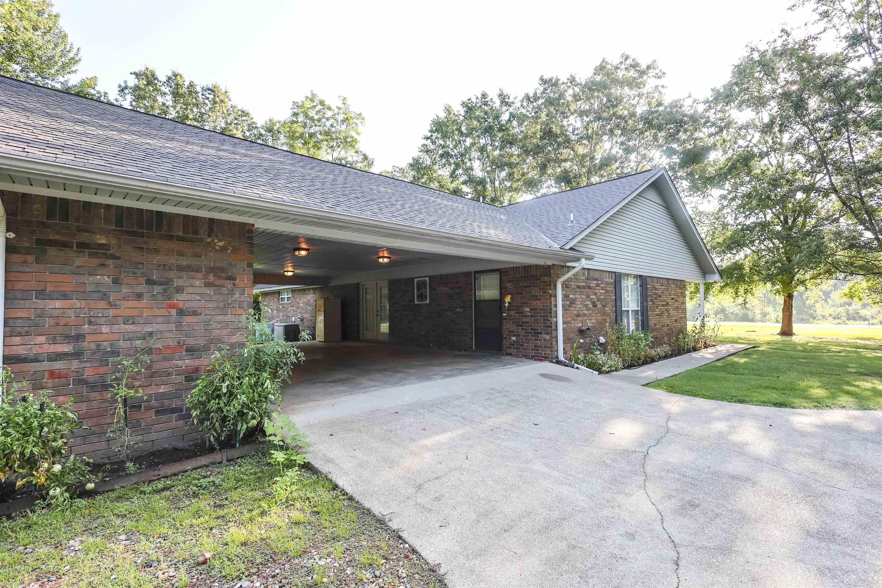 1593 Highway 27  Story, AR