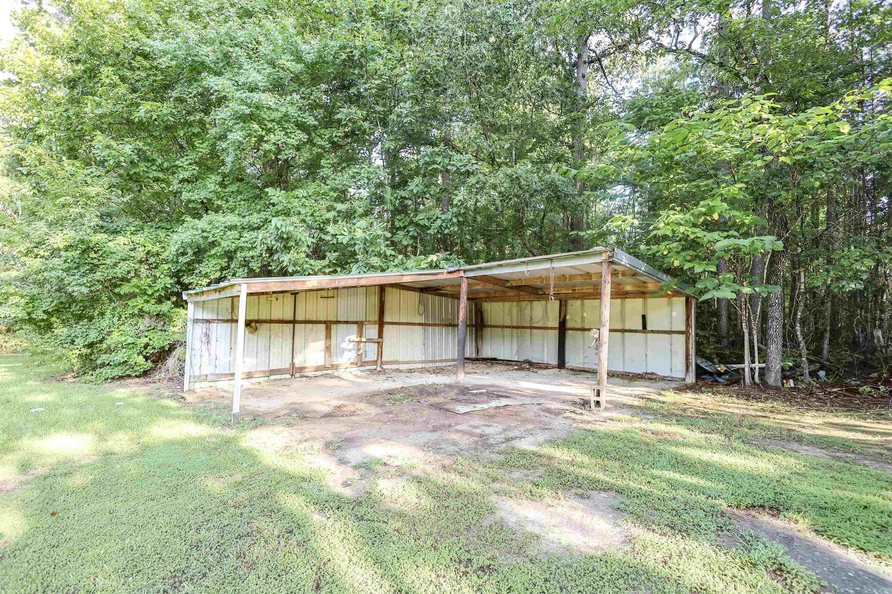 1593 Highway 27  Story, AR
