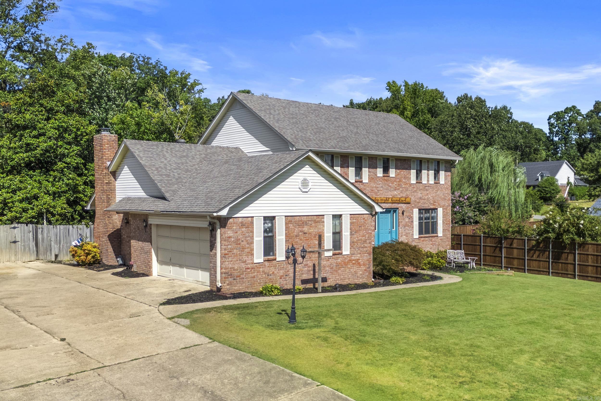 3800 beaver Circle Benton, AR 72019
