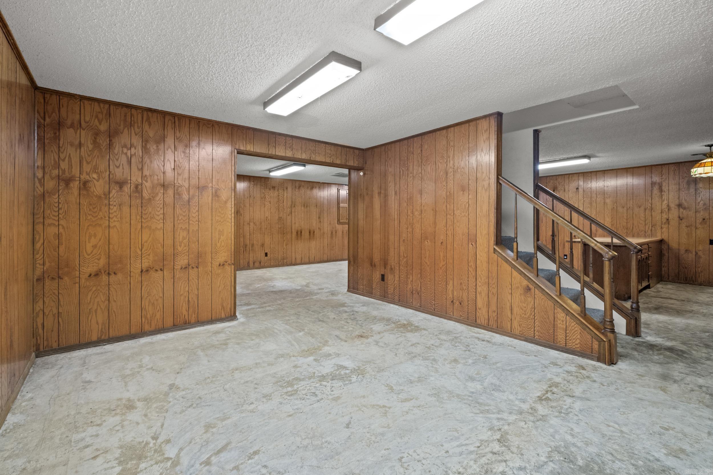 3800 beaver Circle Benton, AR 72019