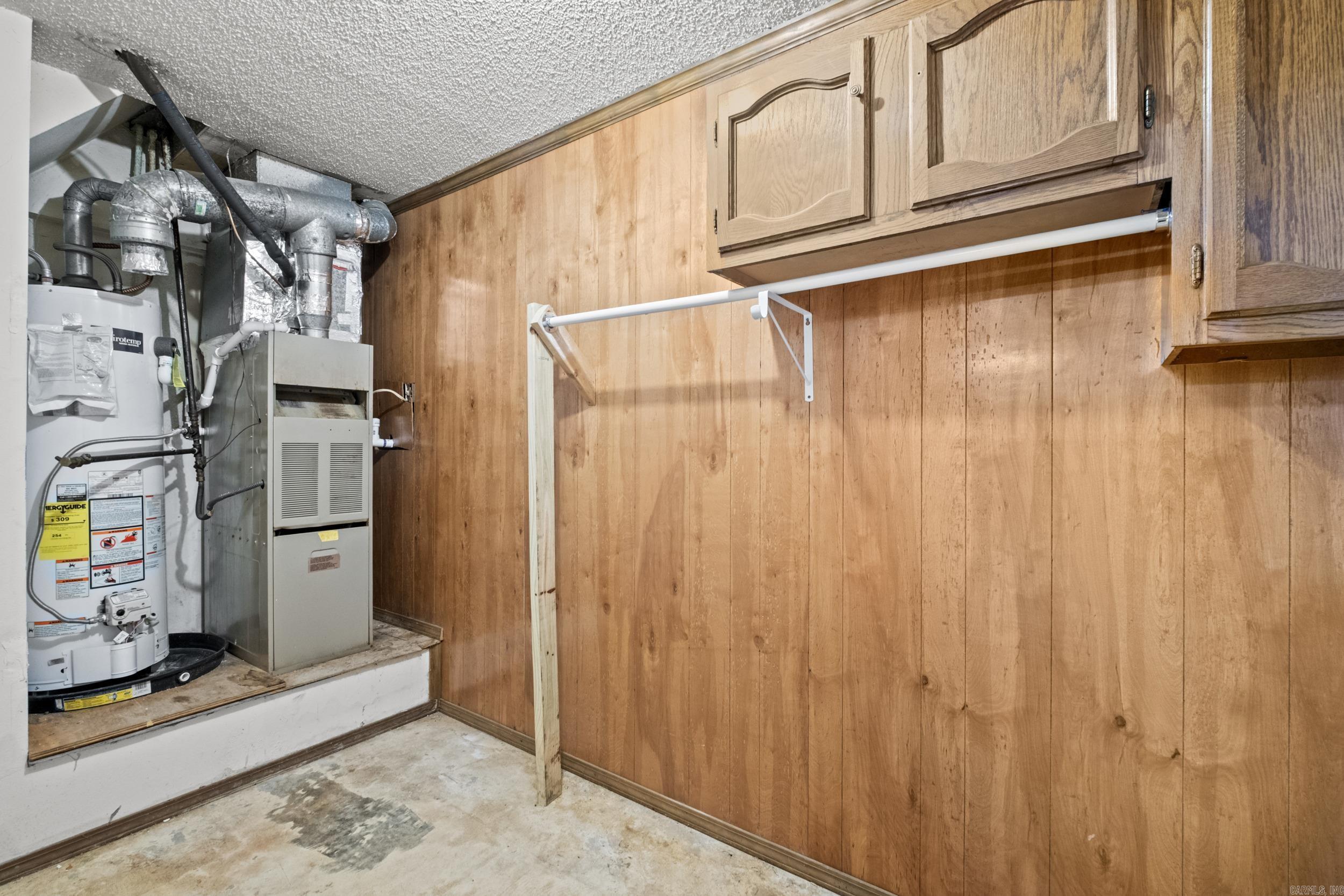 3800 beaver Circle Benton, AR 72019