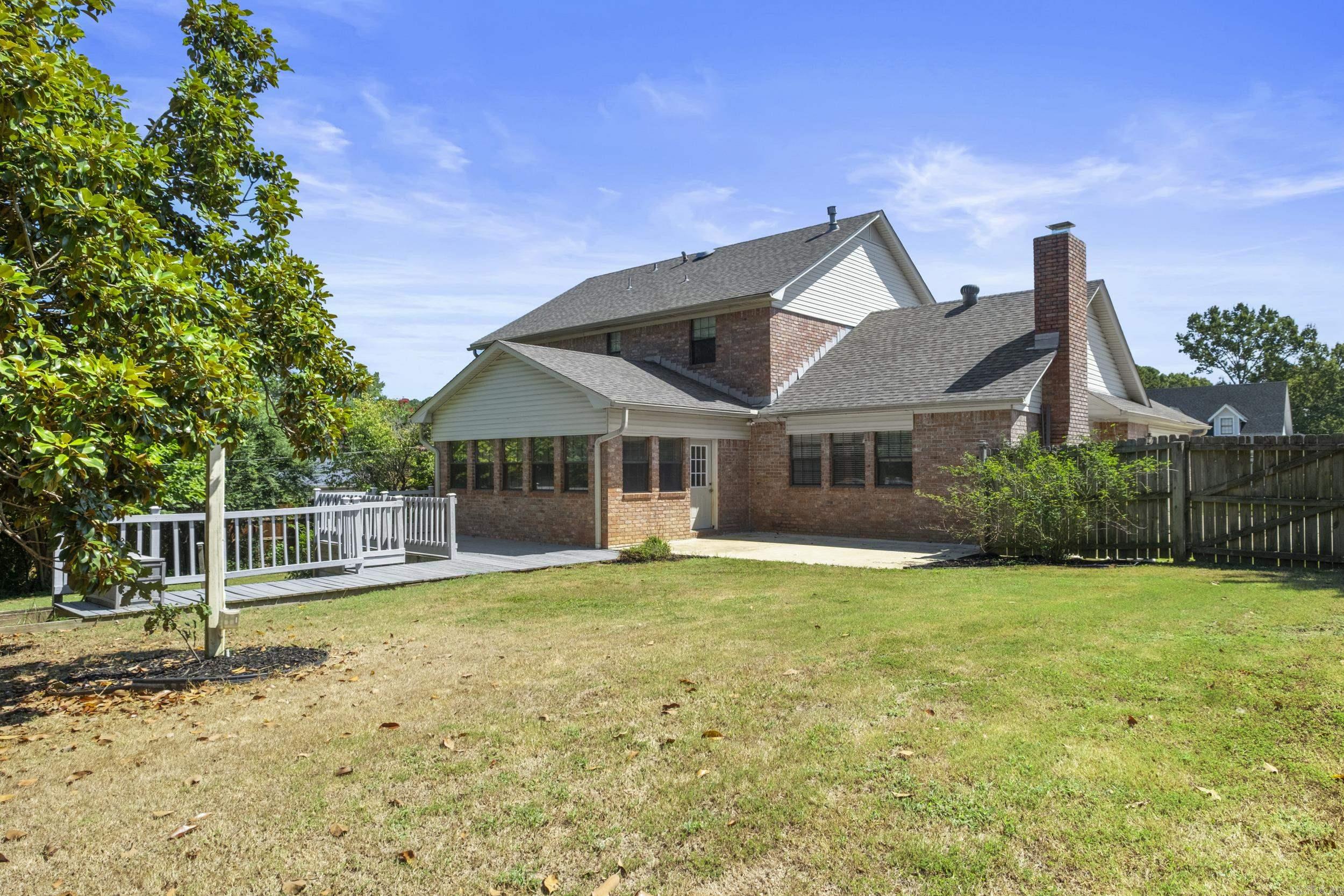 3800 beaver Circle Benton, AR 72019