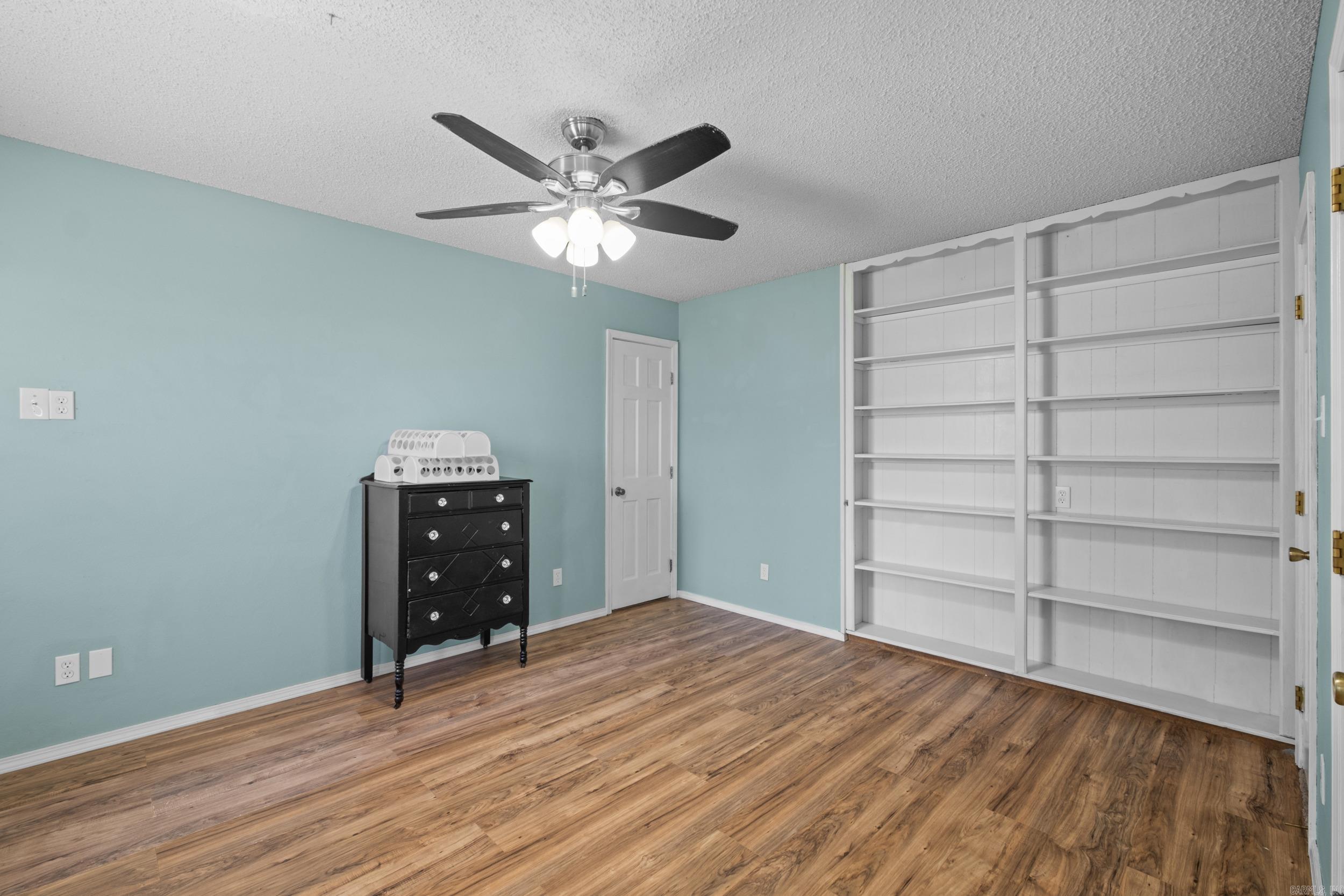 3800 beaver Circle Benton, AR 72019