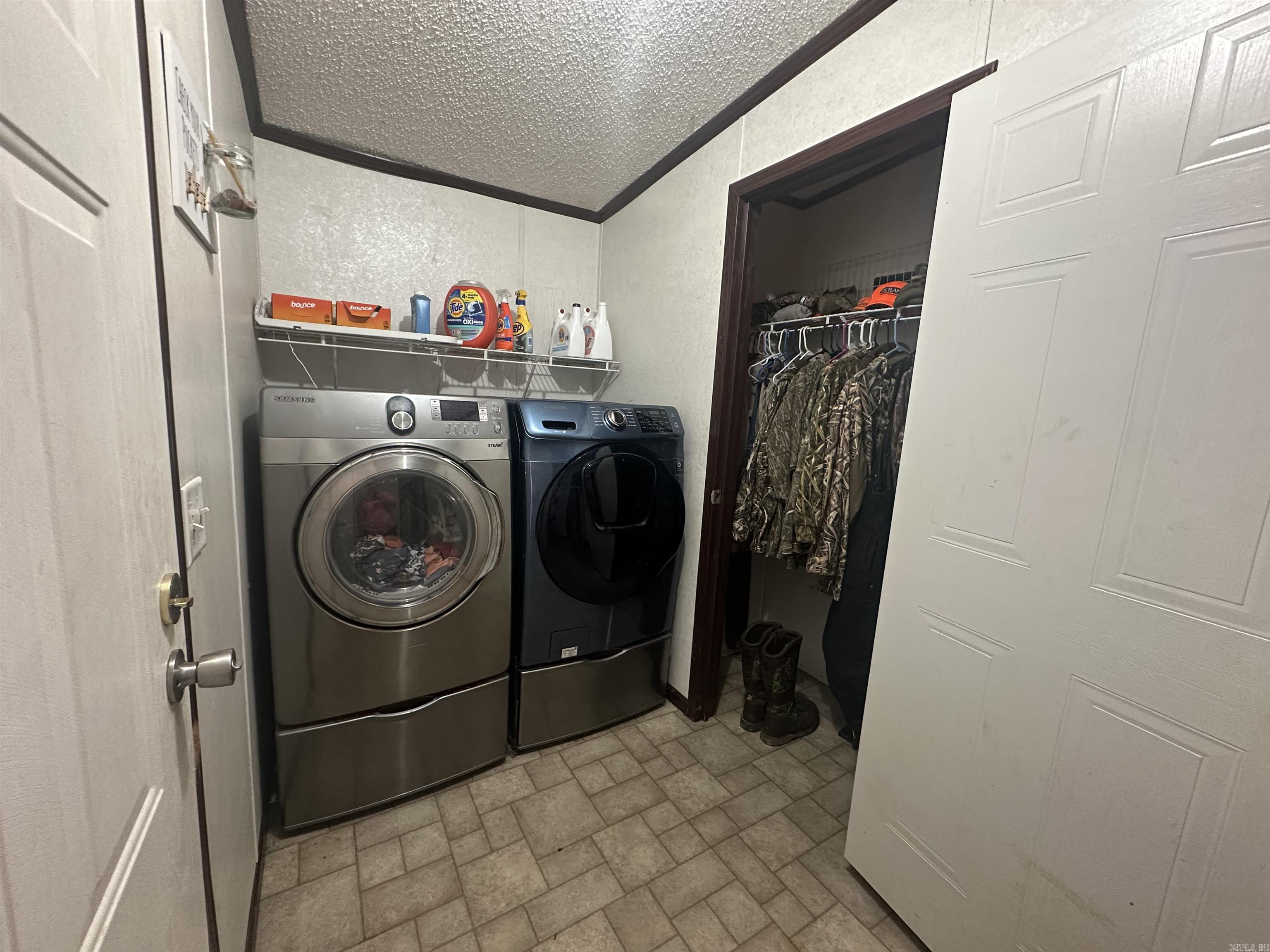 3044 Highway 33 South  De Valls Bluff, AR