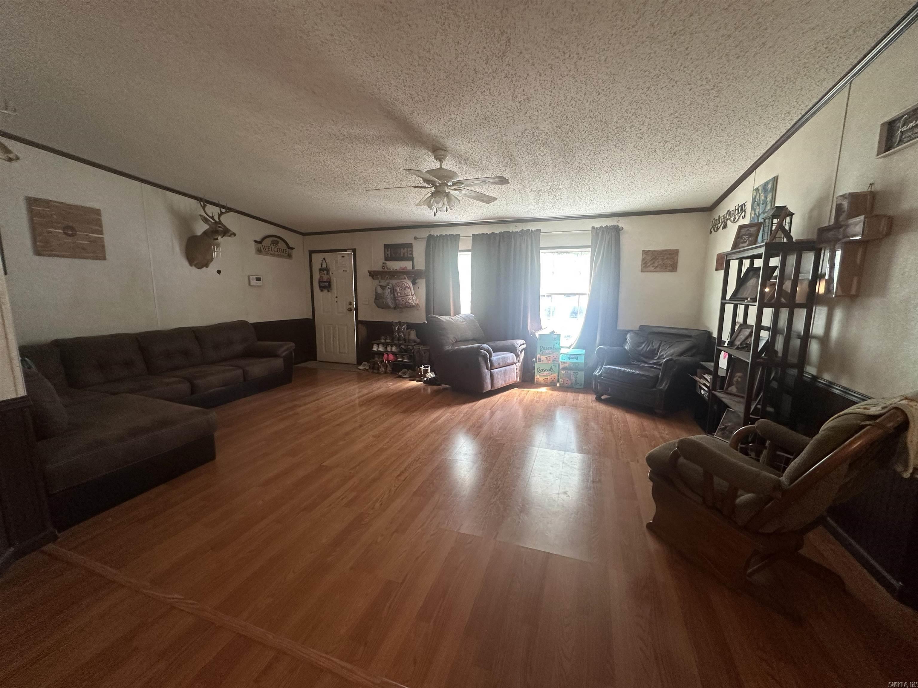 3044 Highway 33 South  De Valls Bluff, AR