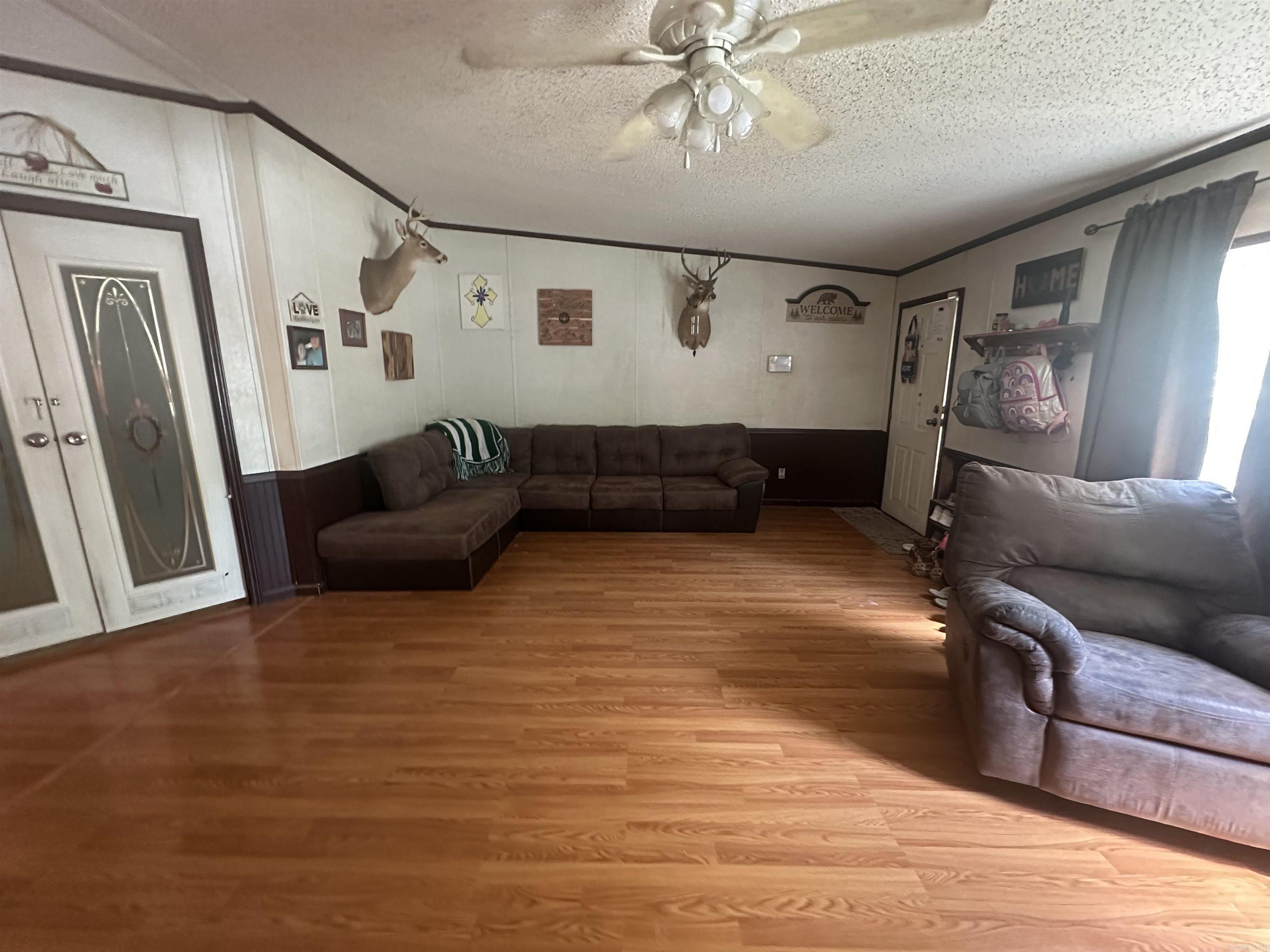 3044 Highway 33 South  De Valls Bluff, AR