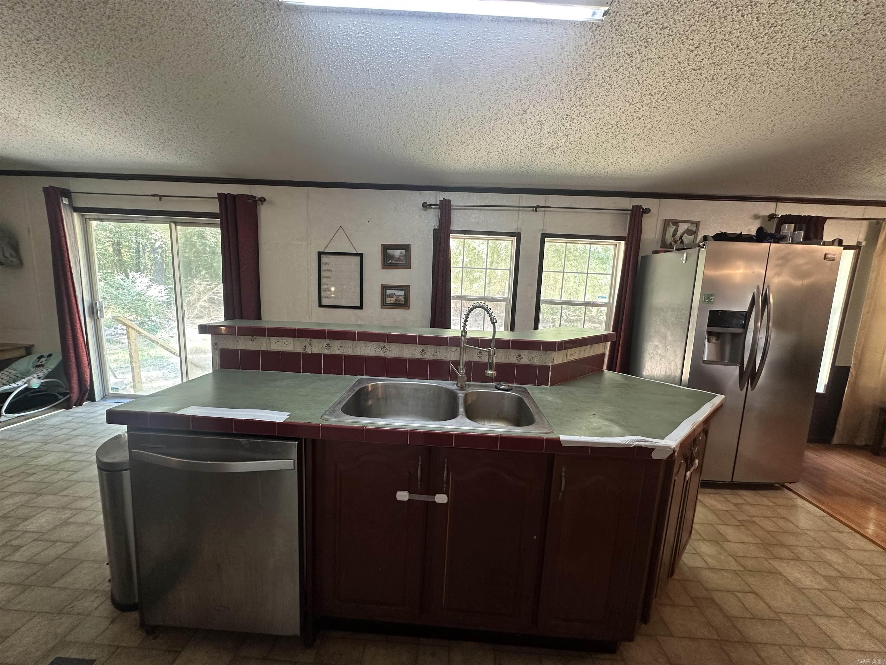 3044 Highway 33 South  De Valls Bluff, AR