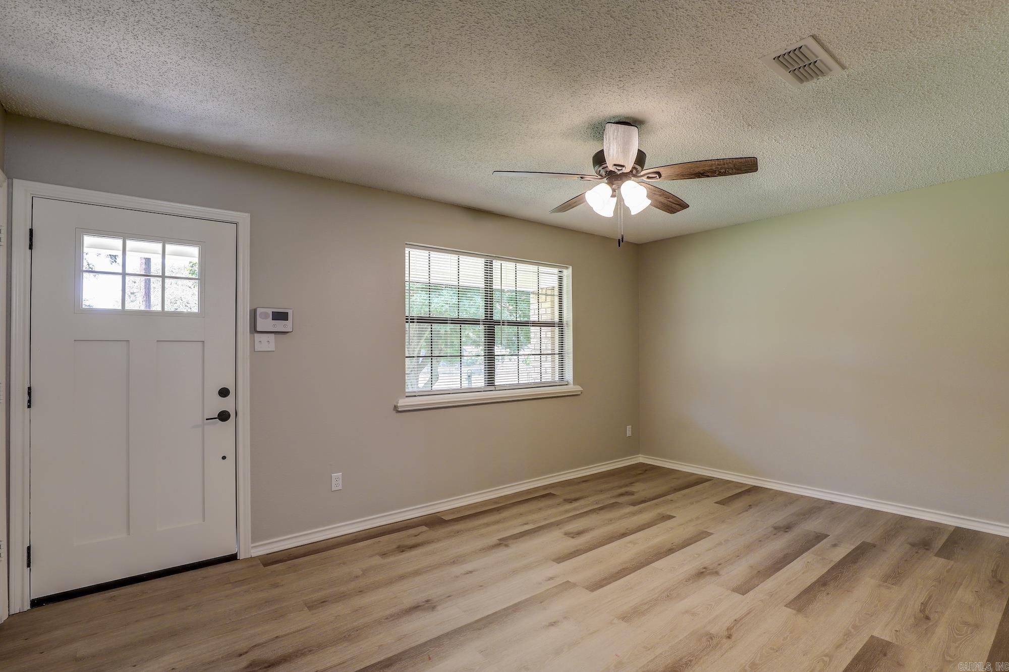1801 S Spruce  Texarkana, TX