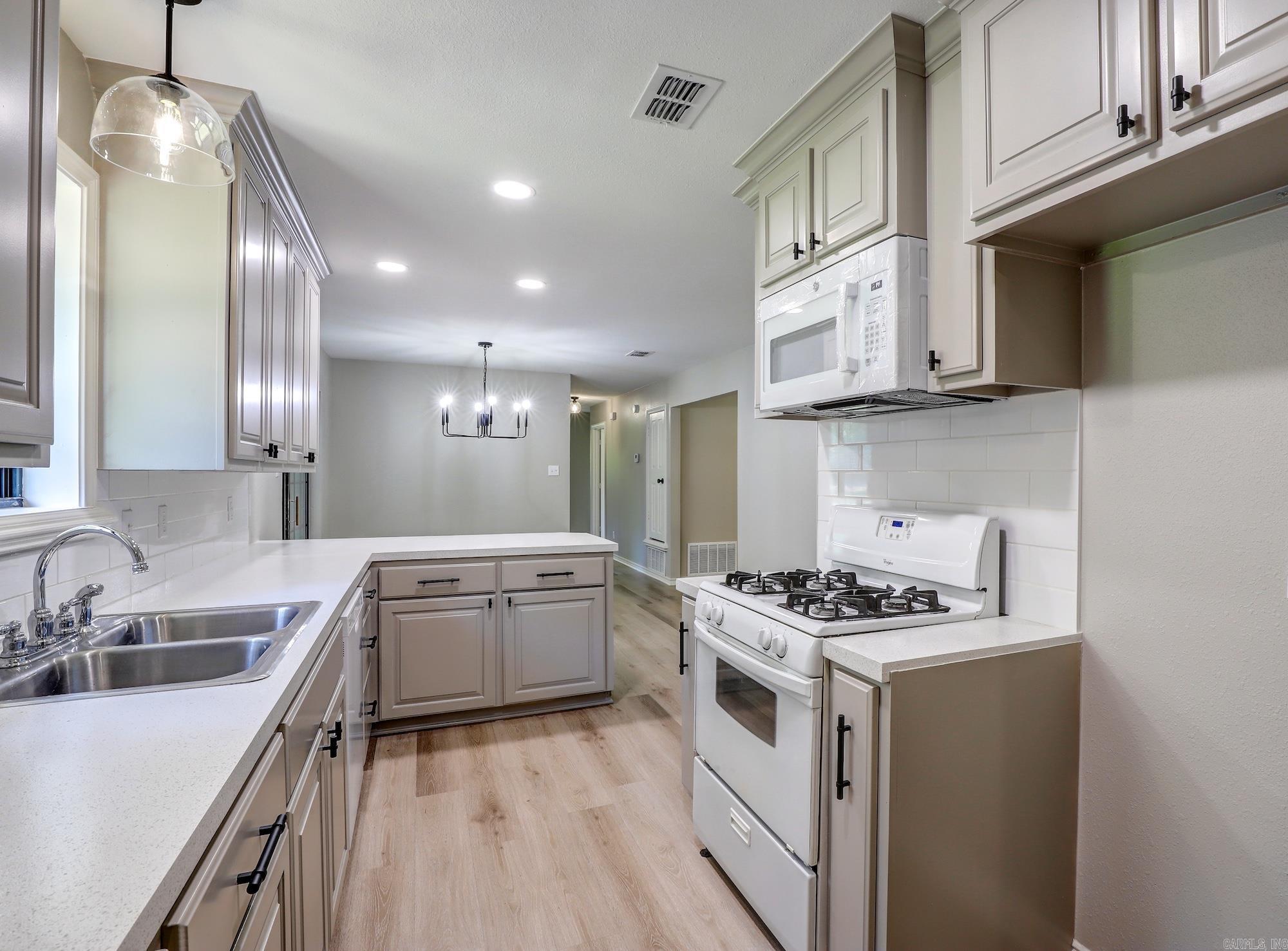 1801 S Spruce  Texarkana, TX