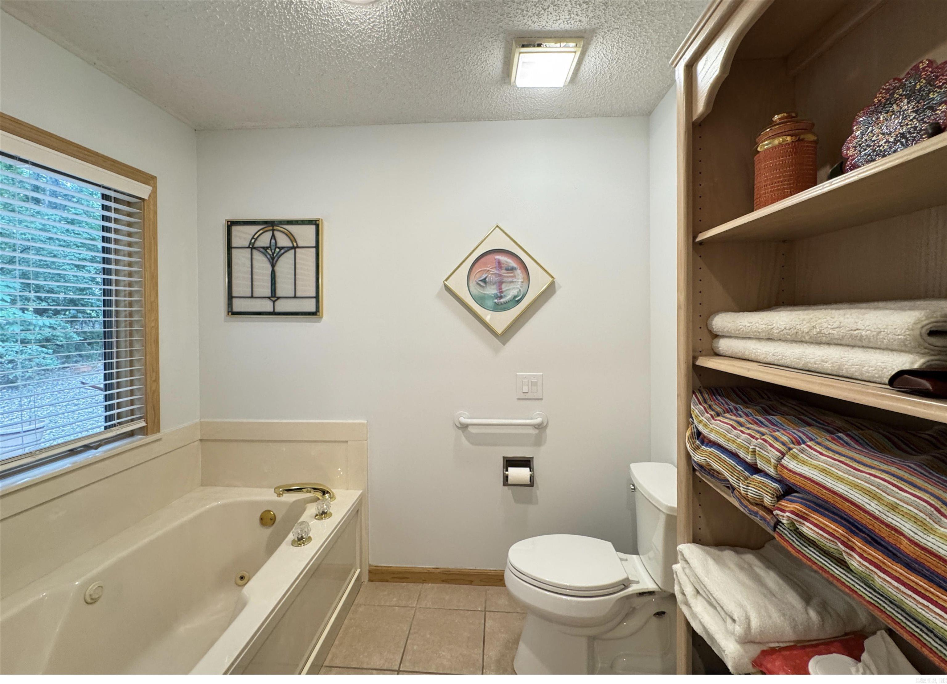 26 Emanuel Drive Hot Springs Village, AR 71909