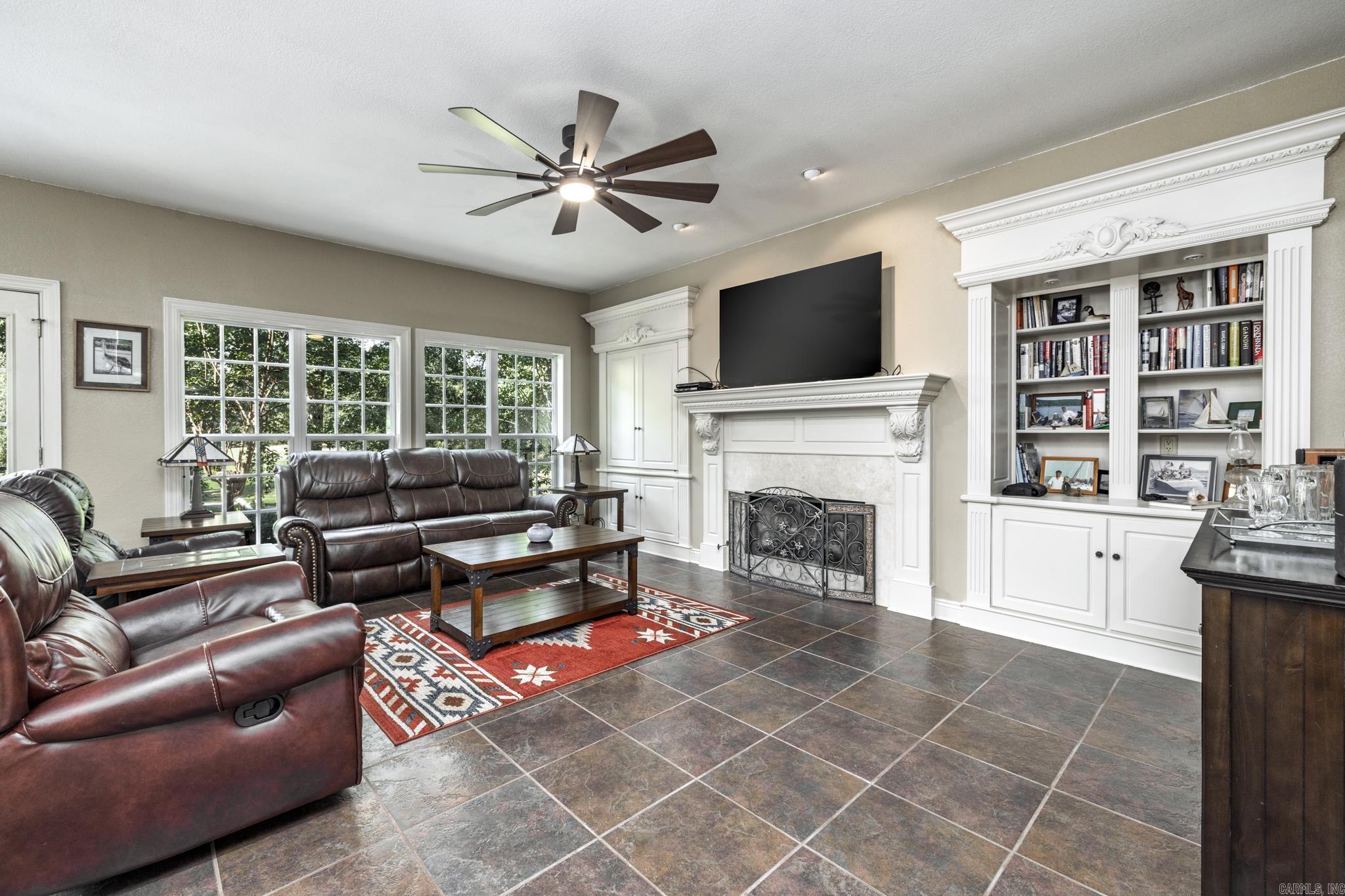 93 Cifuentes Way 93 Cifuentes Way Hot Springs Village, AR
