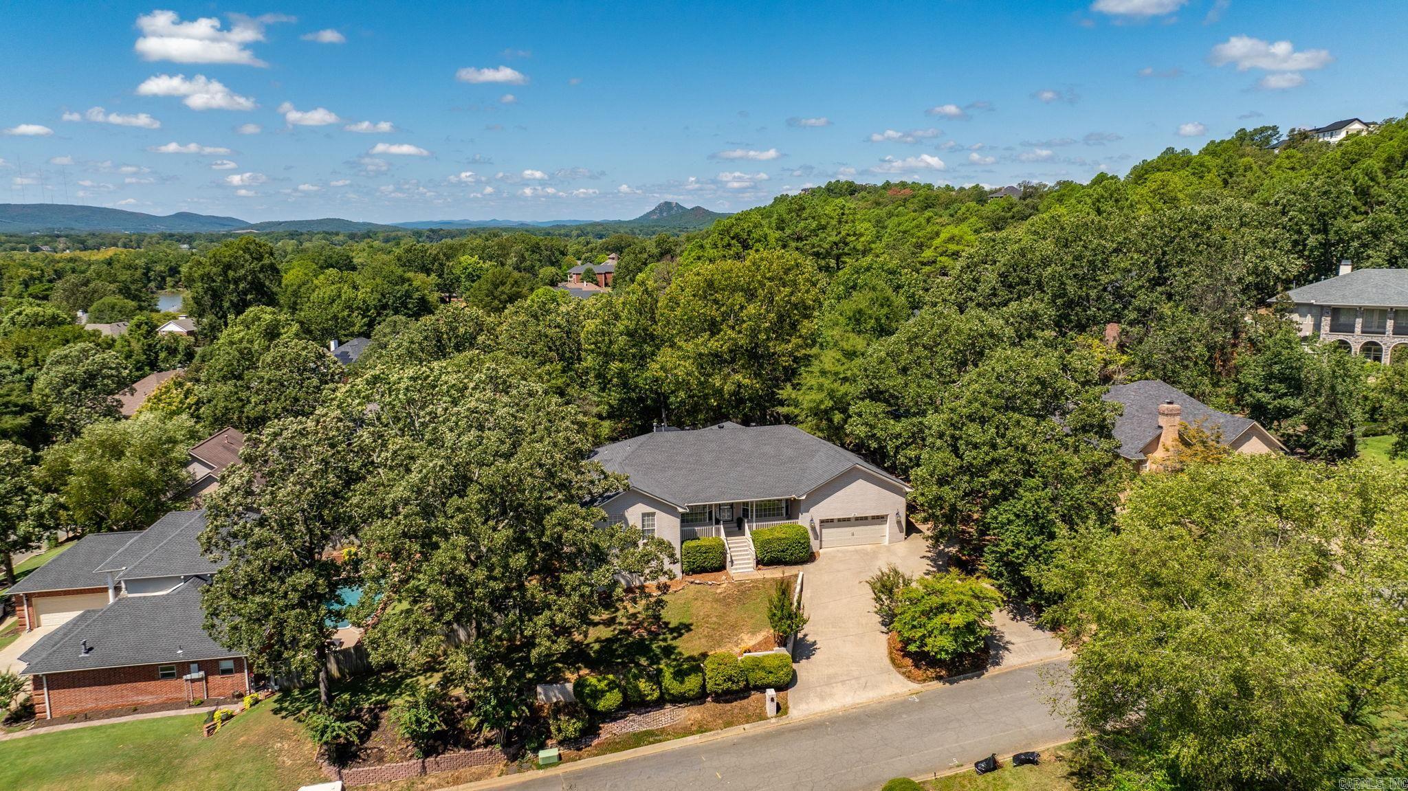 31 Crystal Mountain Lane Maumelle, AR 72113