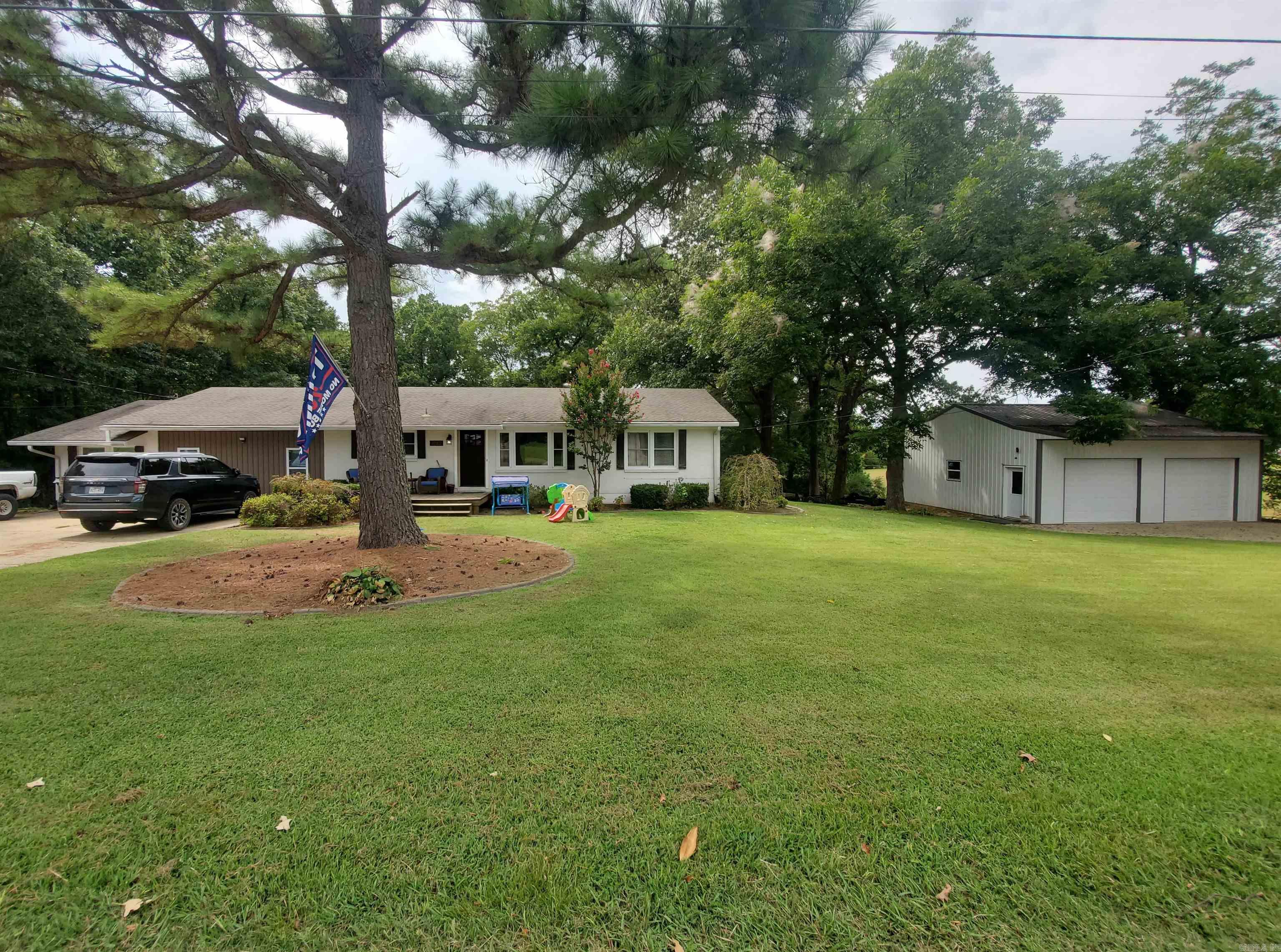 1252 N 4th  Piggott, AR