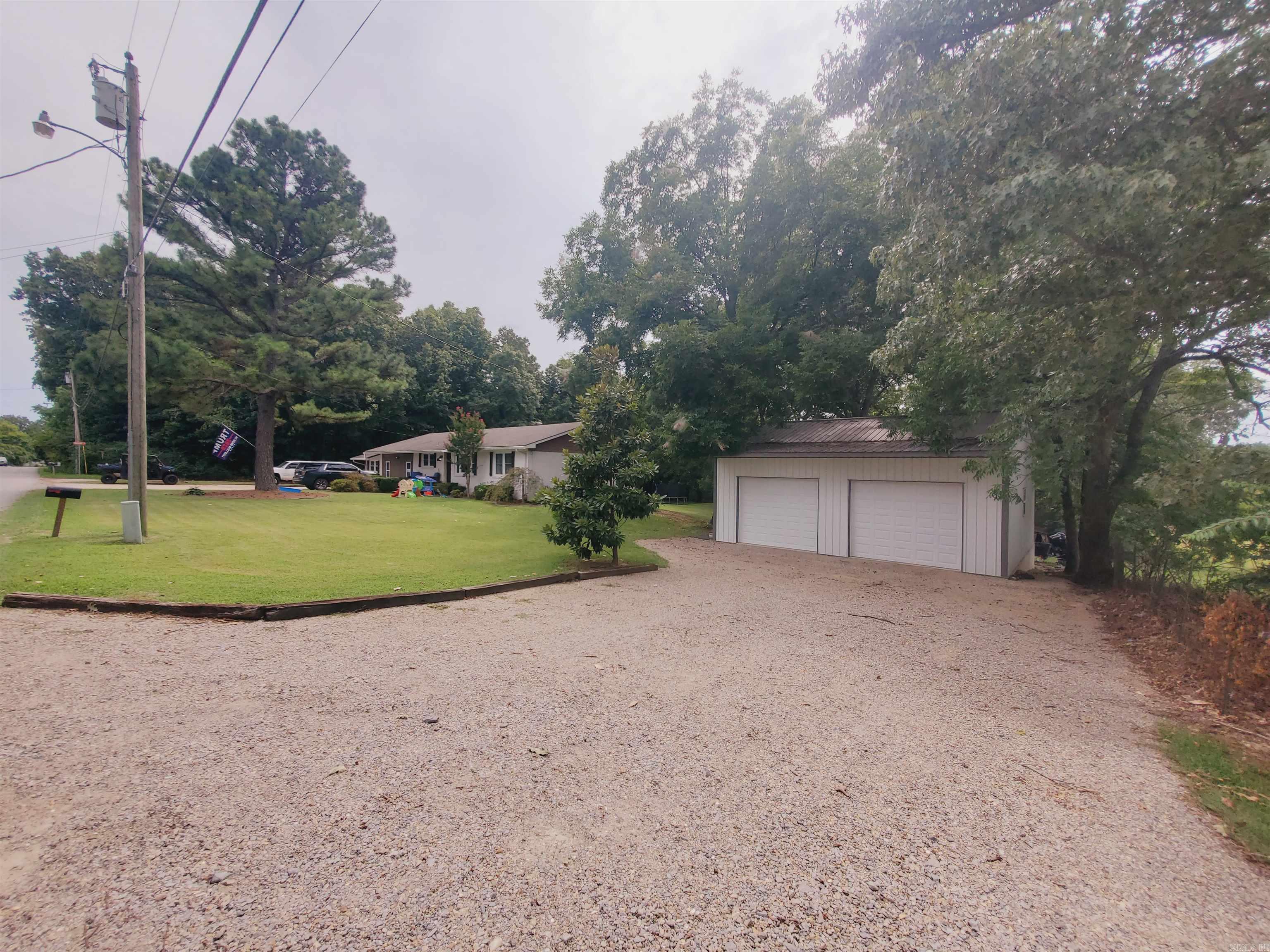 1252 N 4th  Piggott, AR