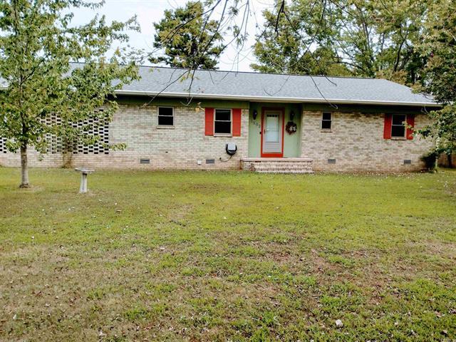 1502  Cynthia ST  Mountain View, AR