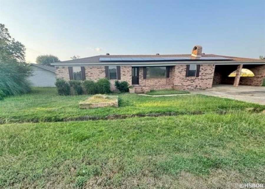 202 W First Street Dierks, AR 71833