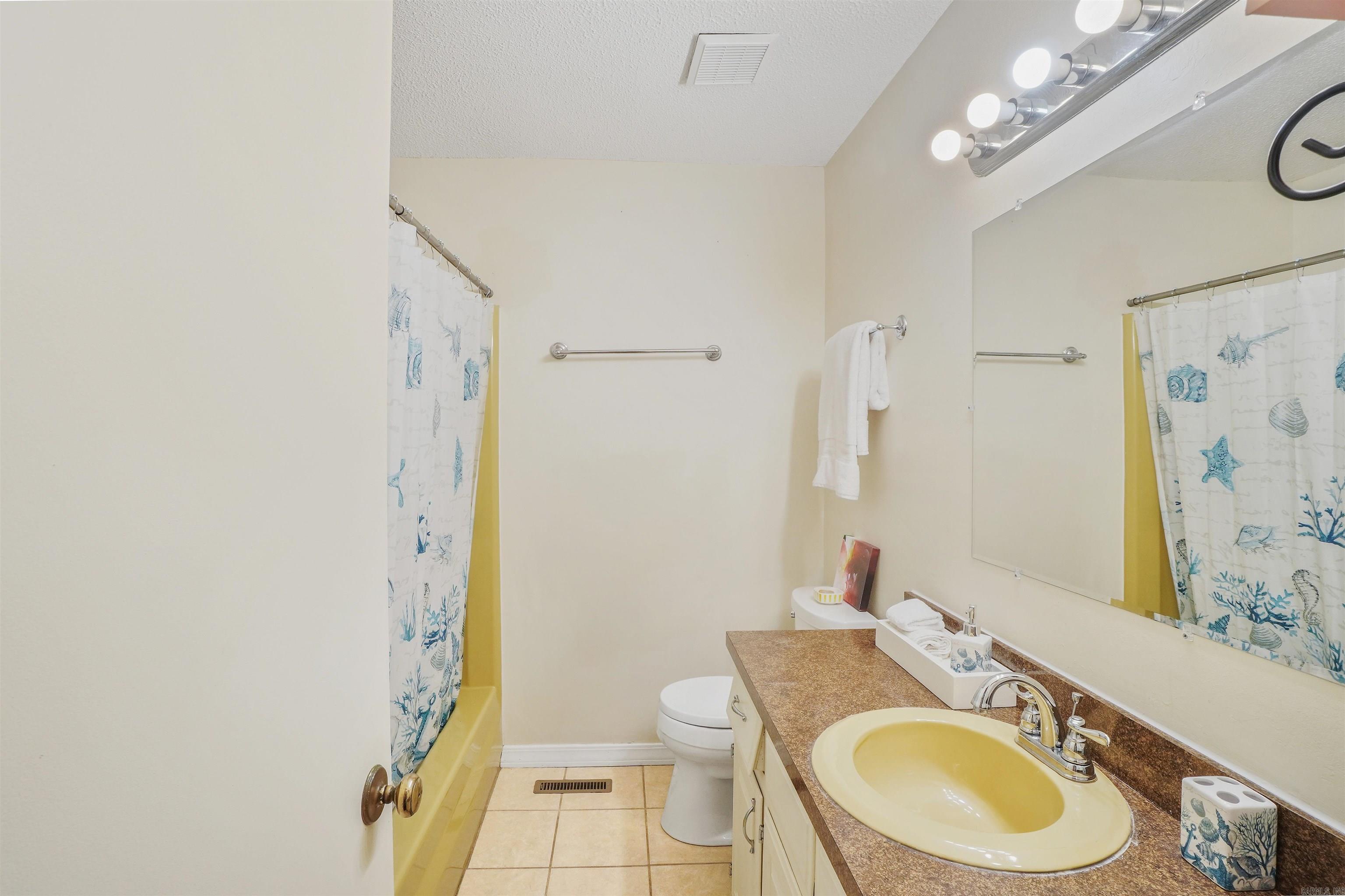 173 Pine Knot  Fairfield Bay, AR