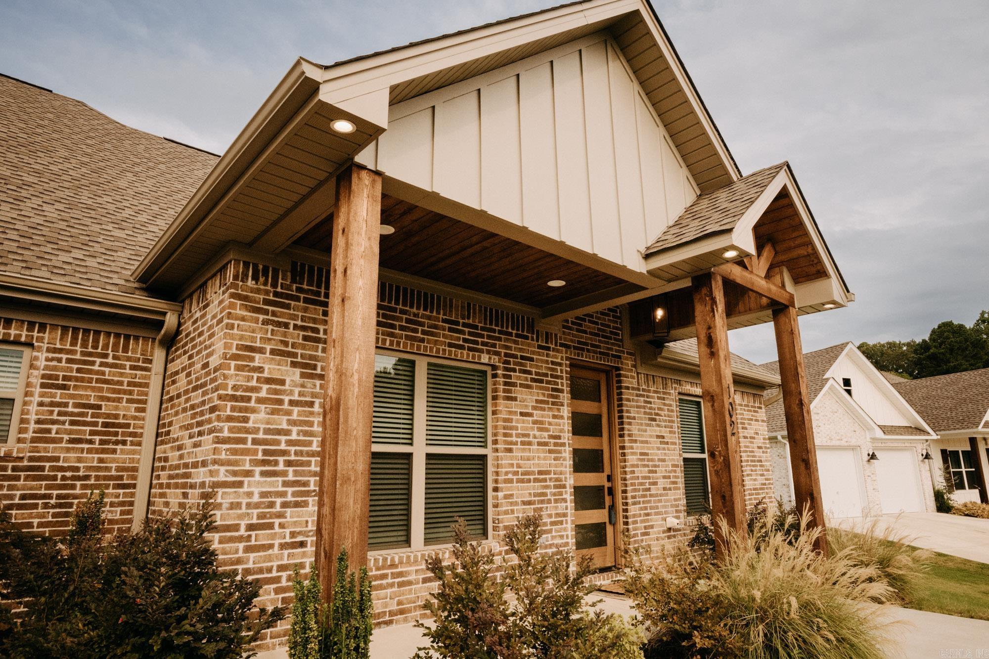 102 Red Crest Cove Haskell, AR 72015