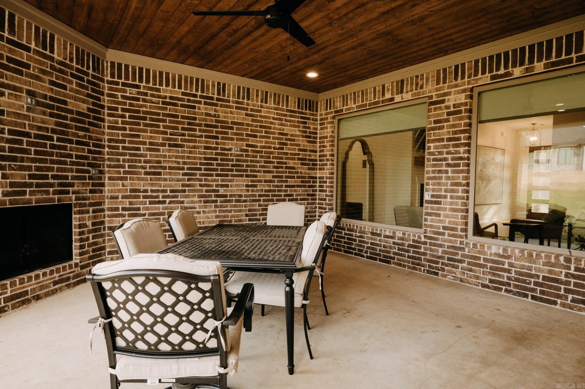102 Red Crest Cove Haskell, AR 72015