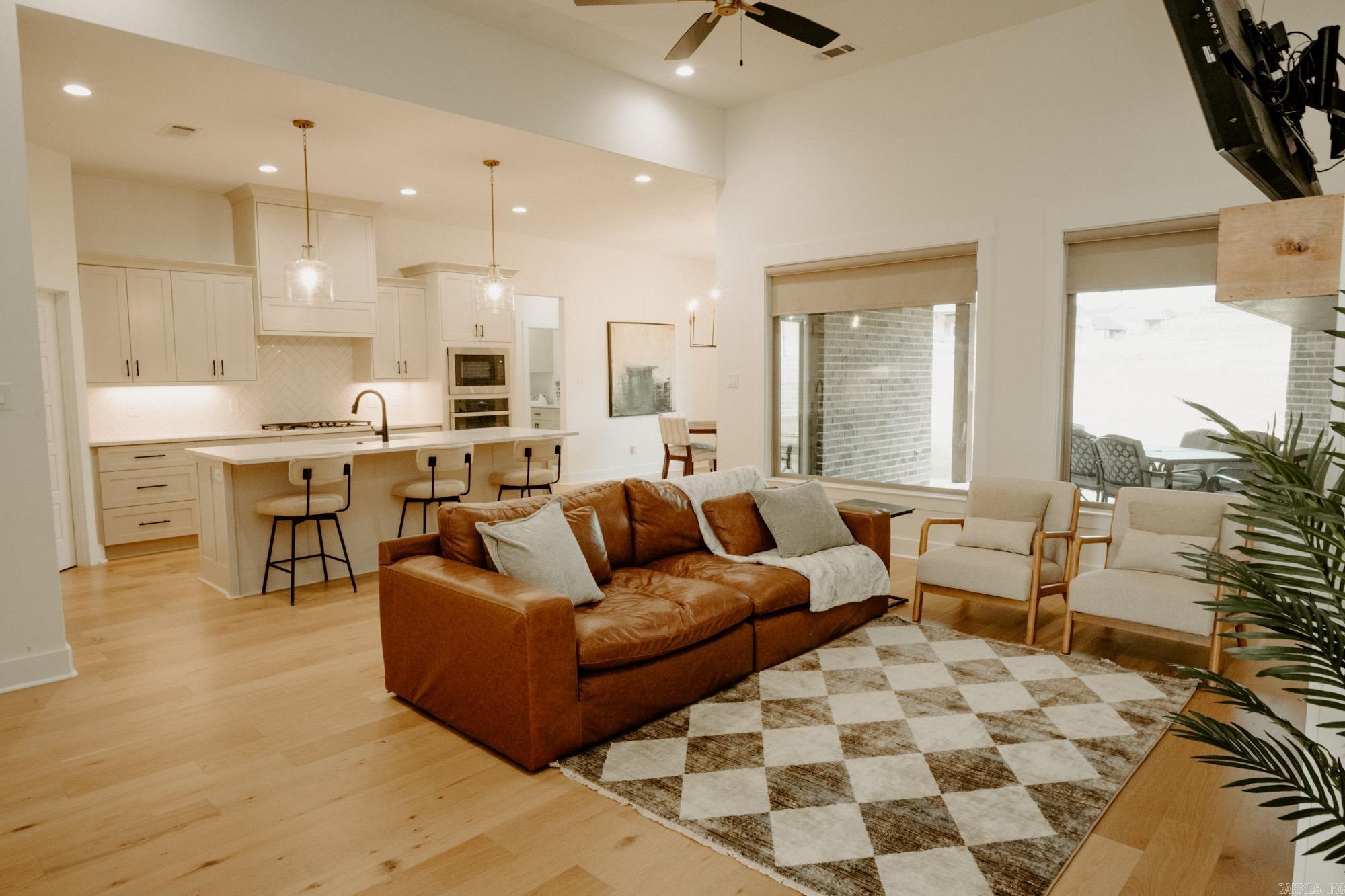 102 Red Crest Cove Haskell, AR 72015