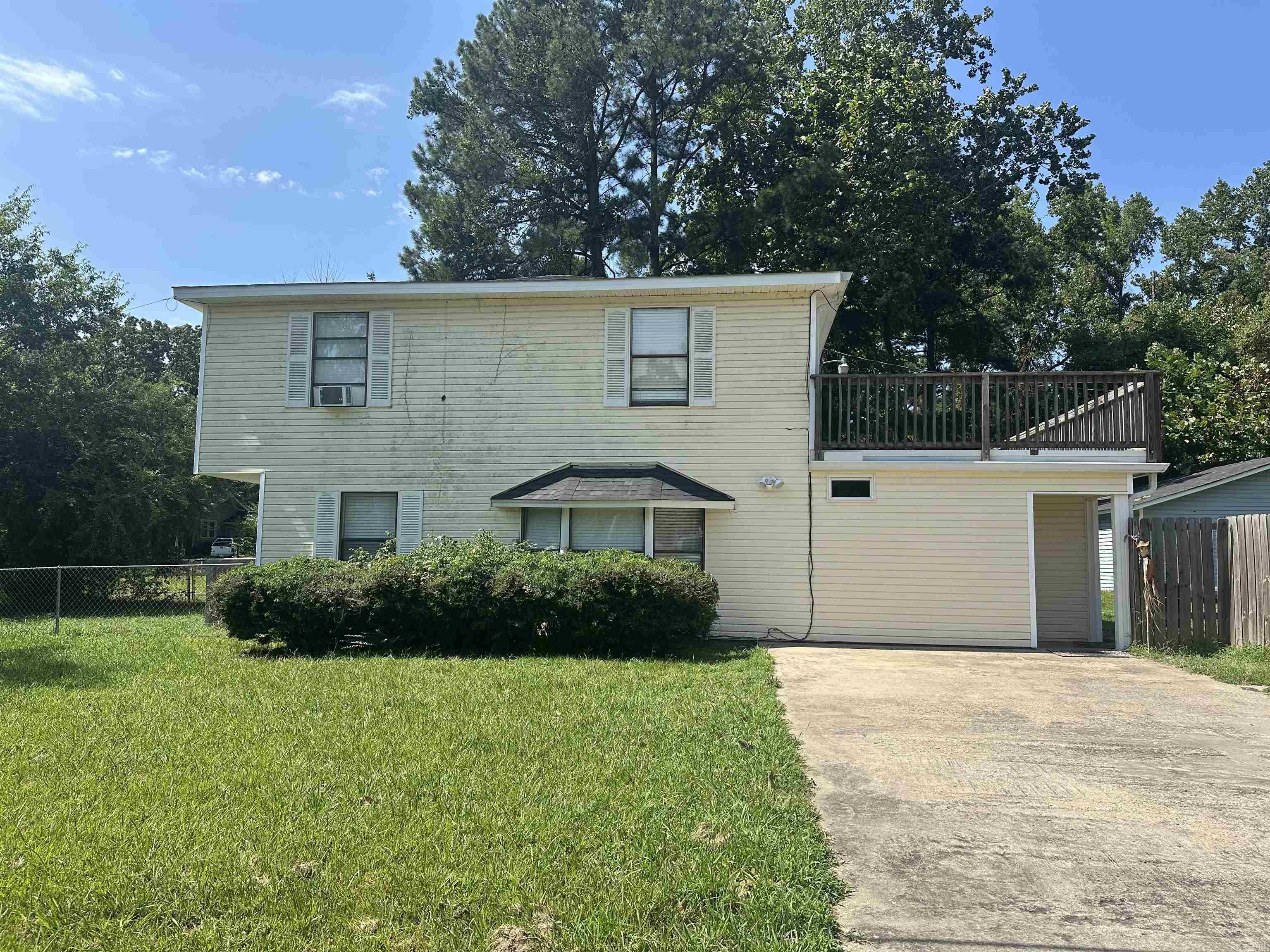 5901 Kelly Road