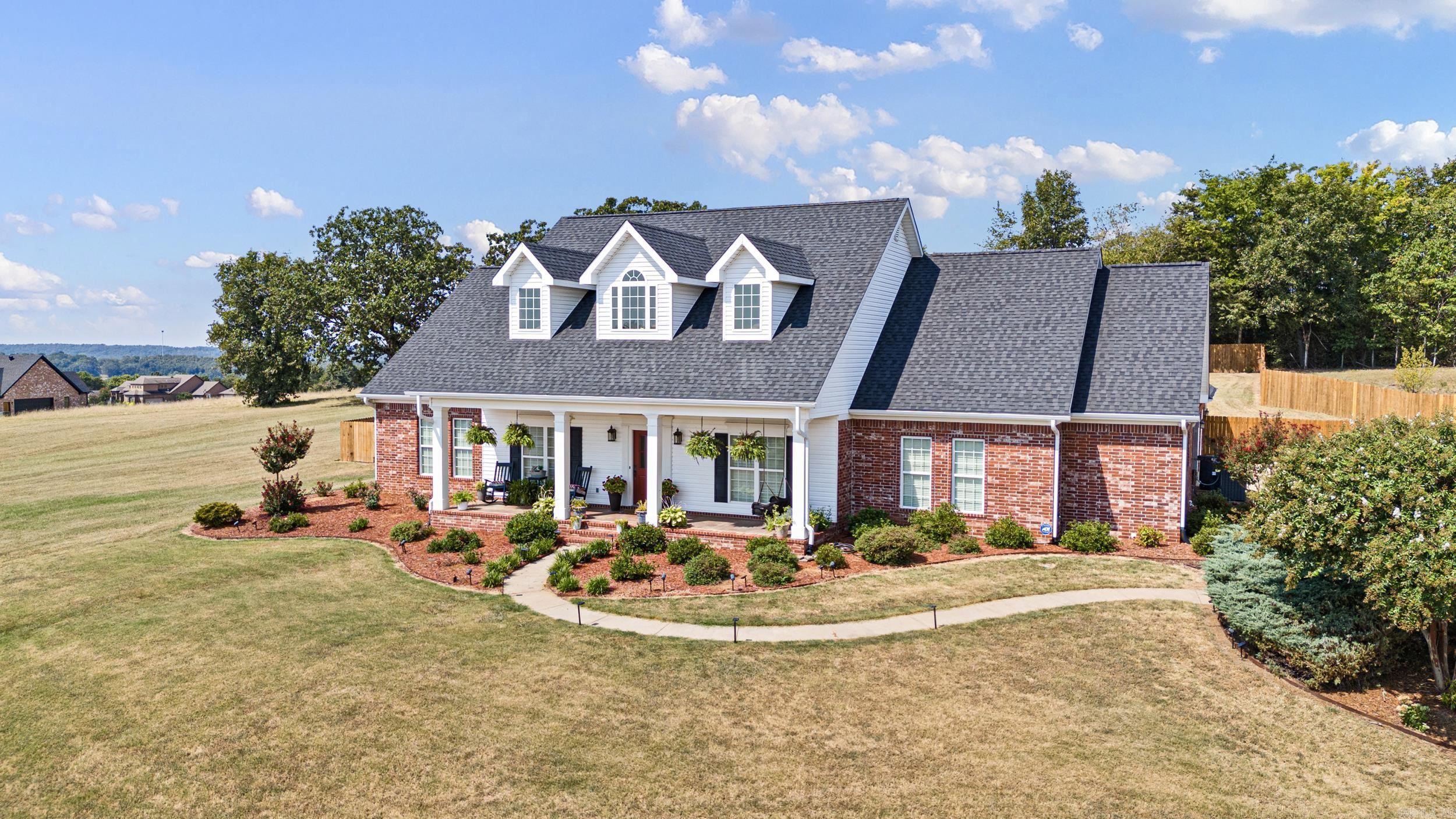 27 Woodridge  Greenbrier, AR