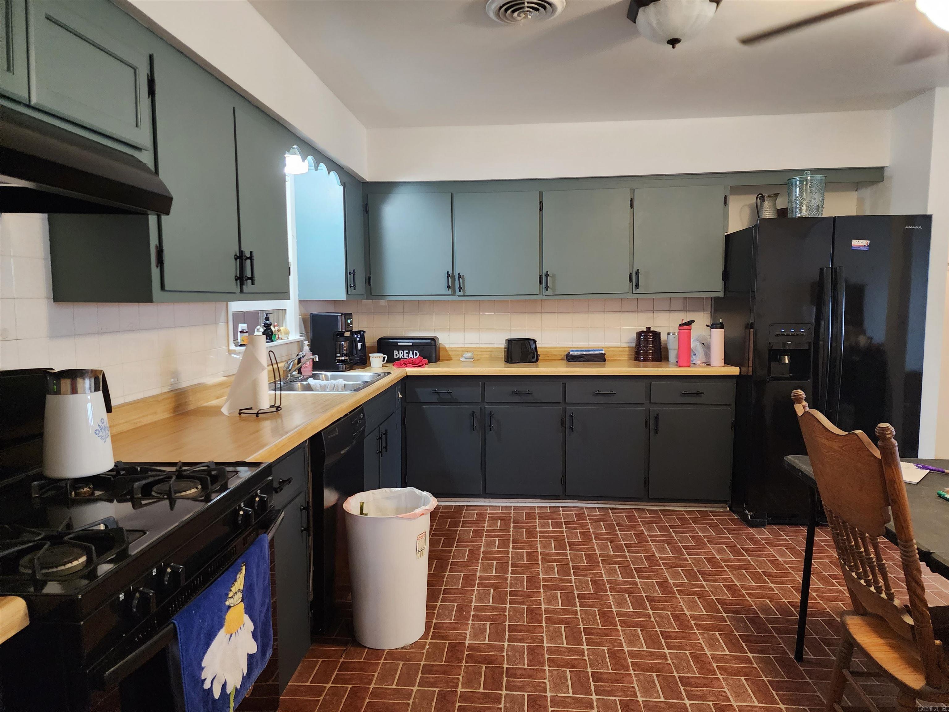 1360 W North  Piggott, AR