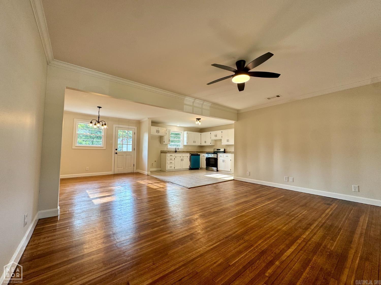1404 Chester Lane West Memphis, AR 72301