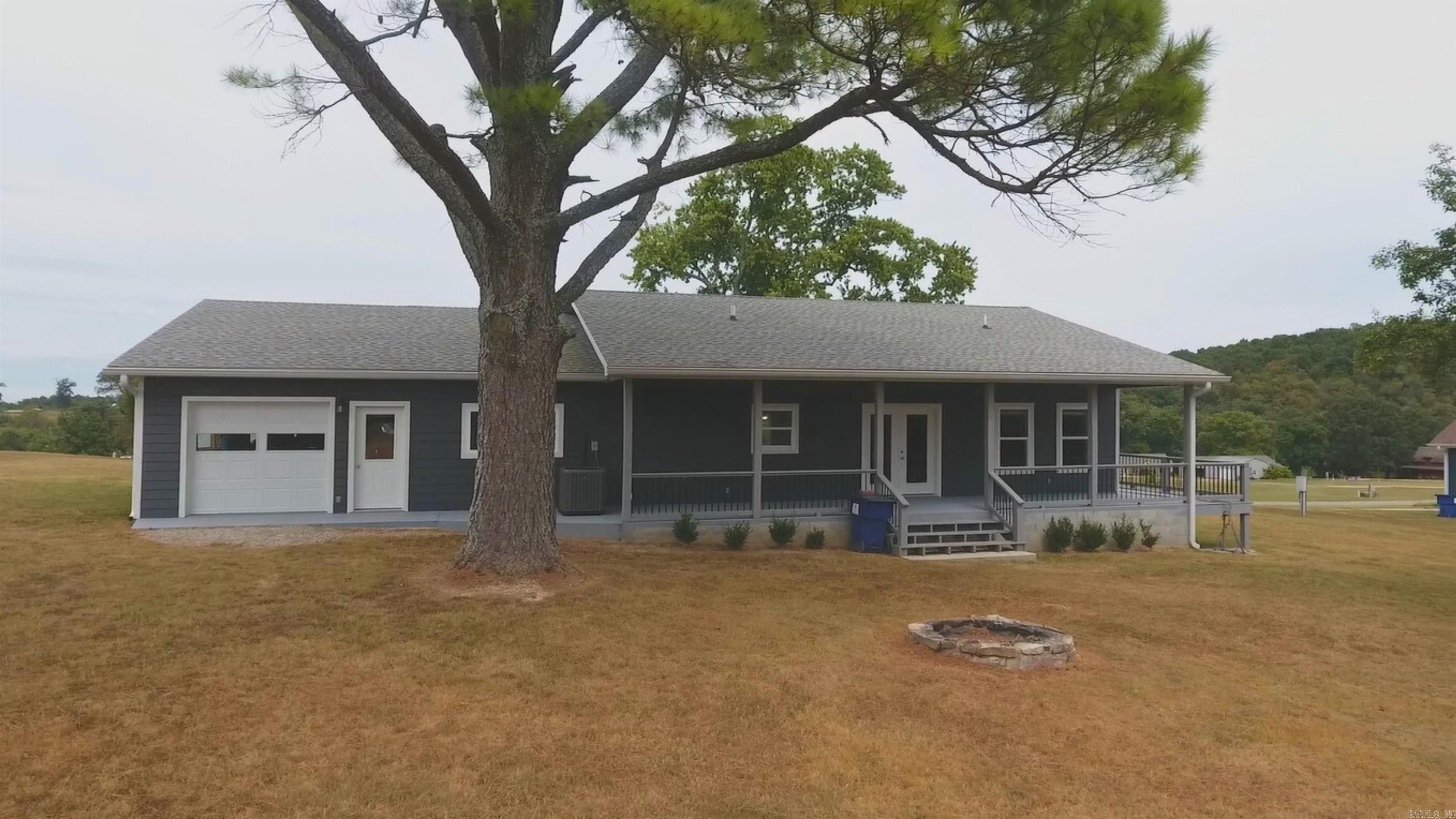 631 Spring Valley  Mammoth Spring, AR