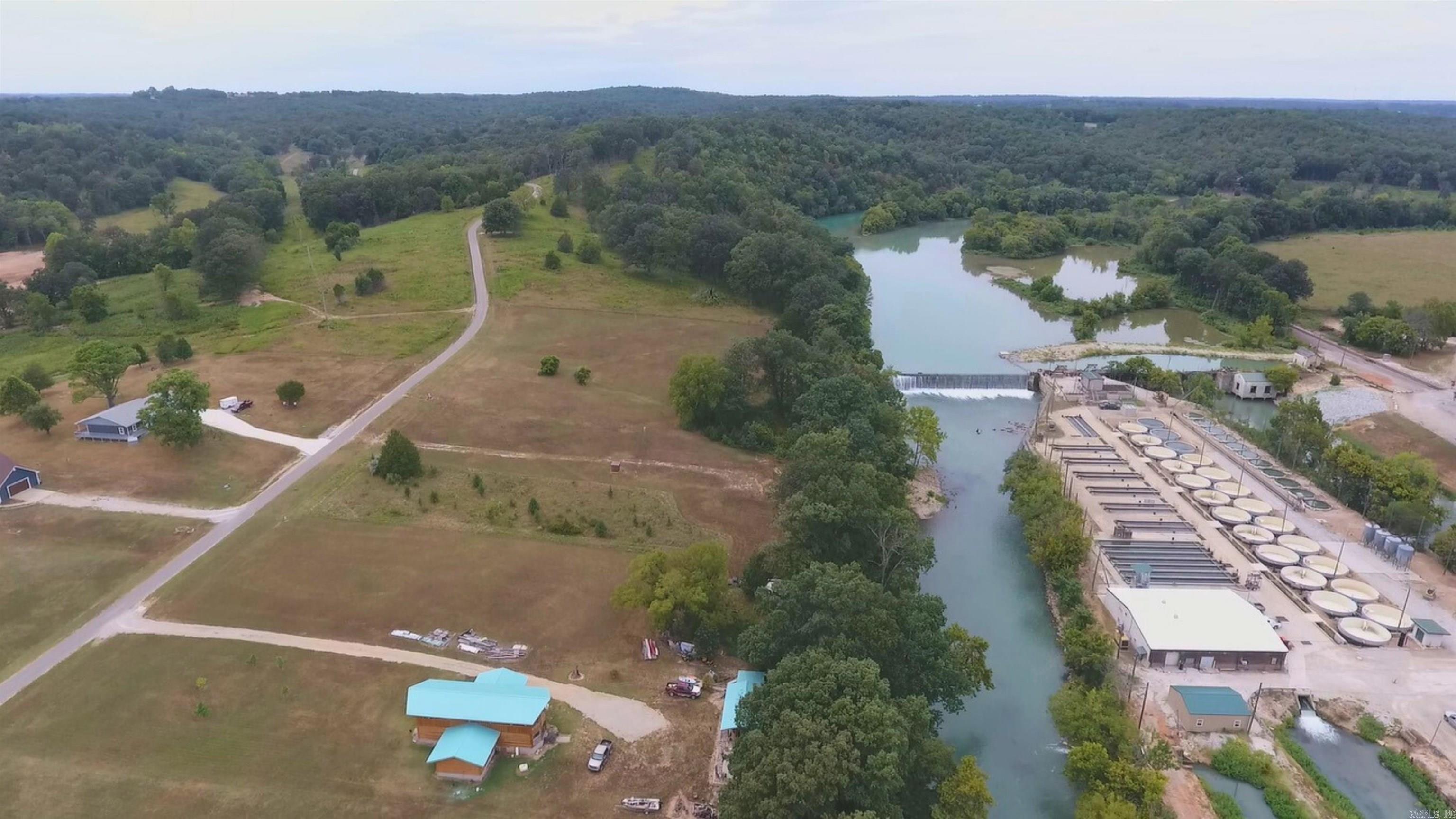 631 Spring Valley  Mammoth Spring, AR