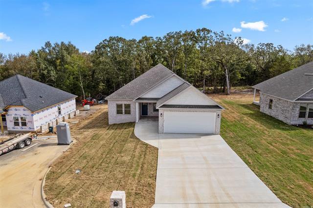 514  Madaleine  Austin, AR