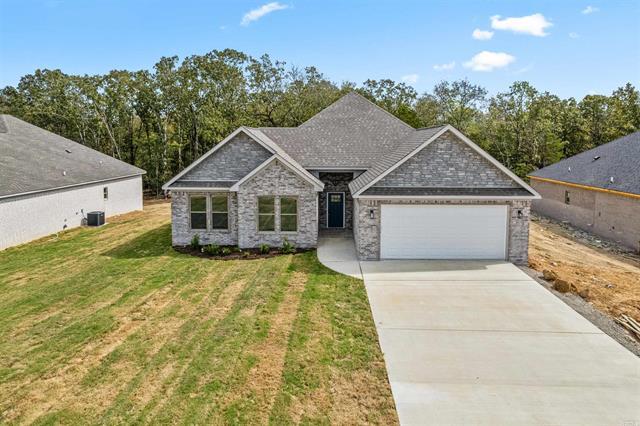 512  Madaleine  Austin, AR