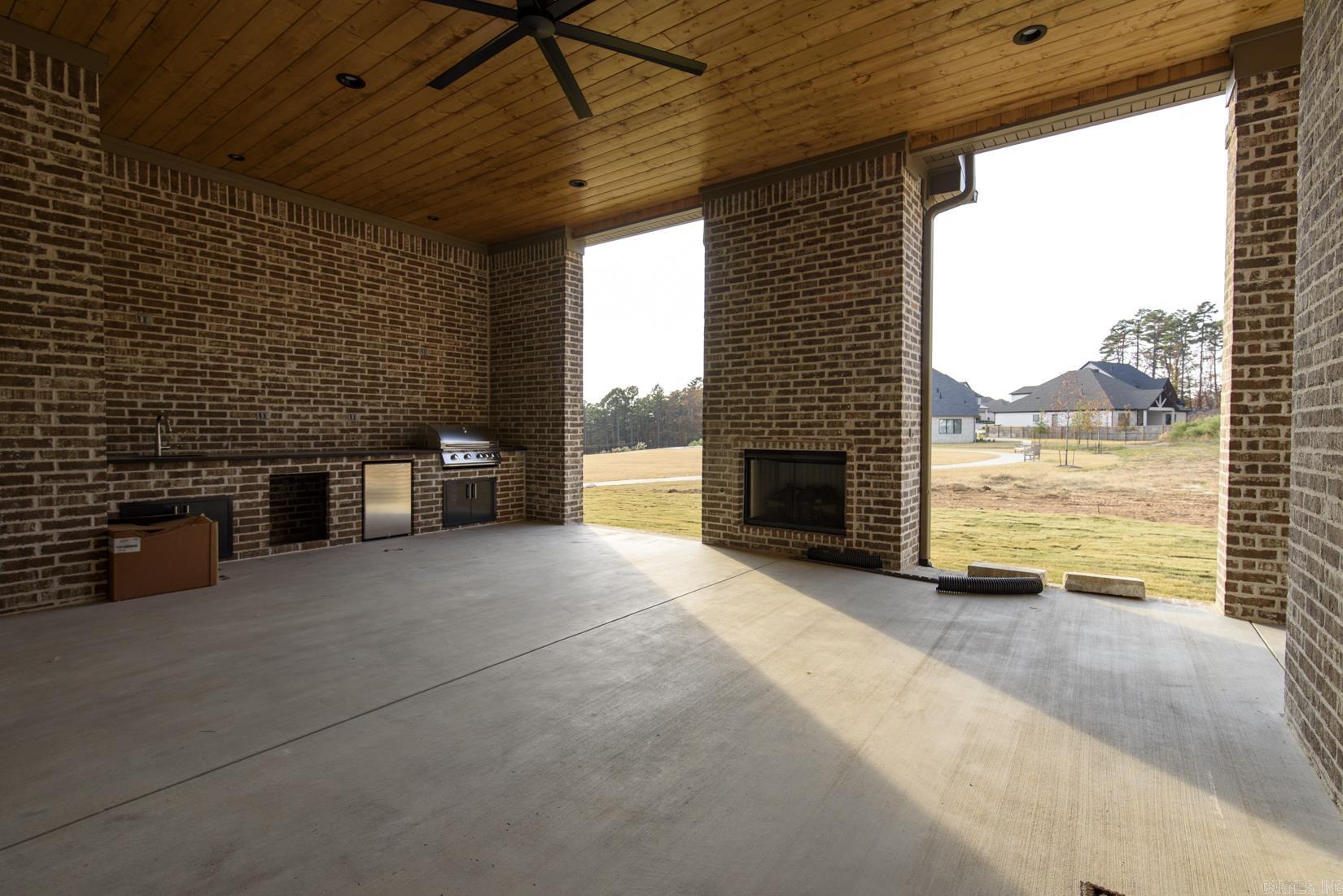 119 Falstone Dr  Little Rock, AR