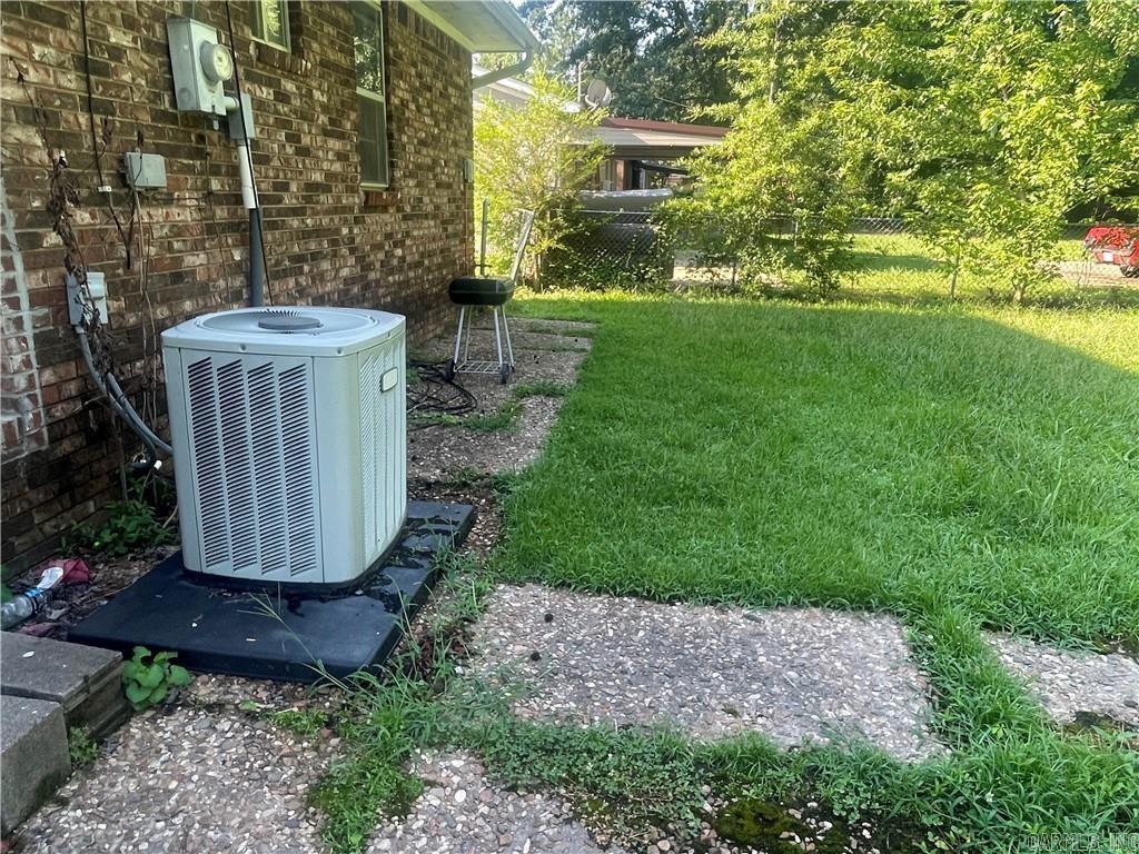 900 Olive  Clarksville, AR