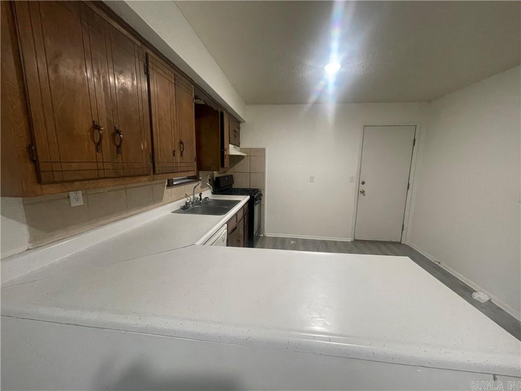 900 Olive  Clarksville, AR