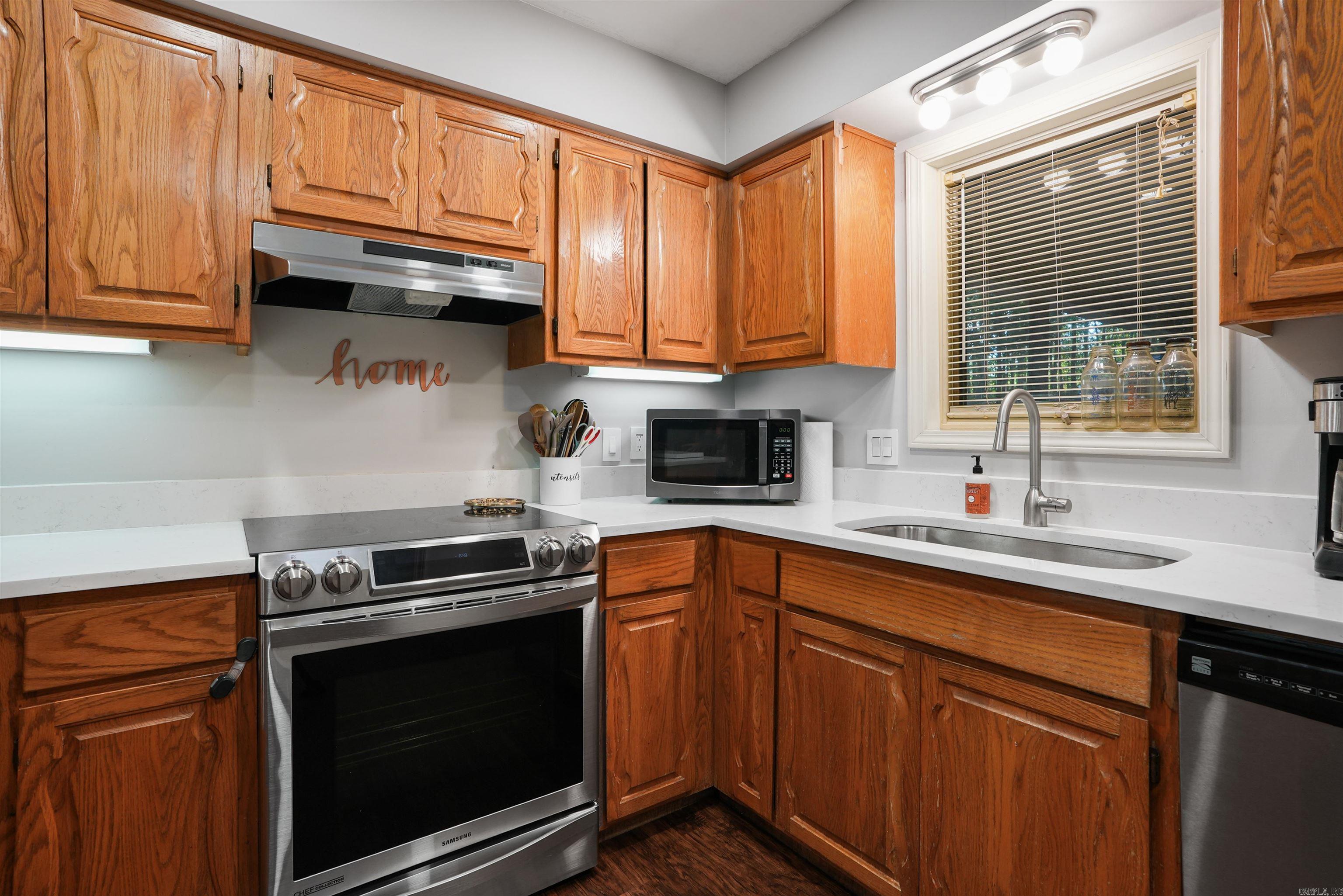 9 Trenza  Jessieville, AR