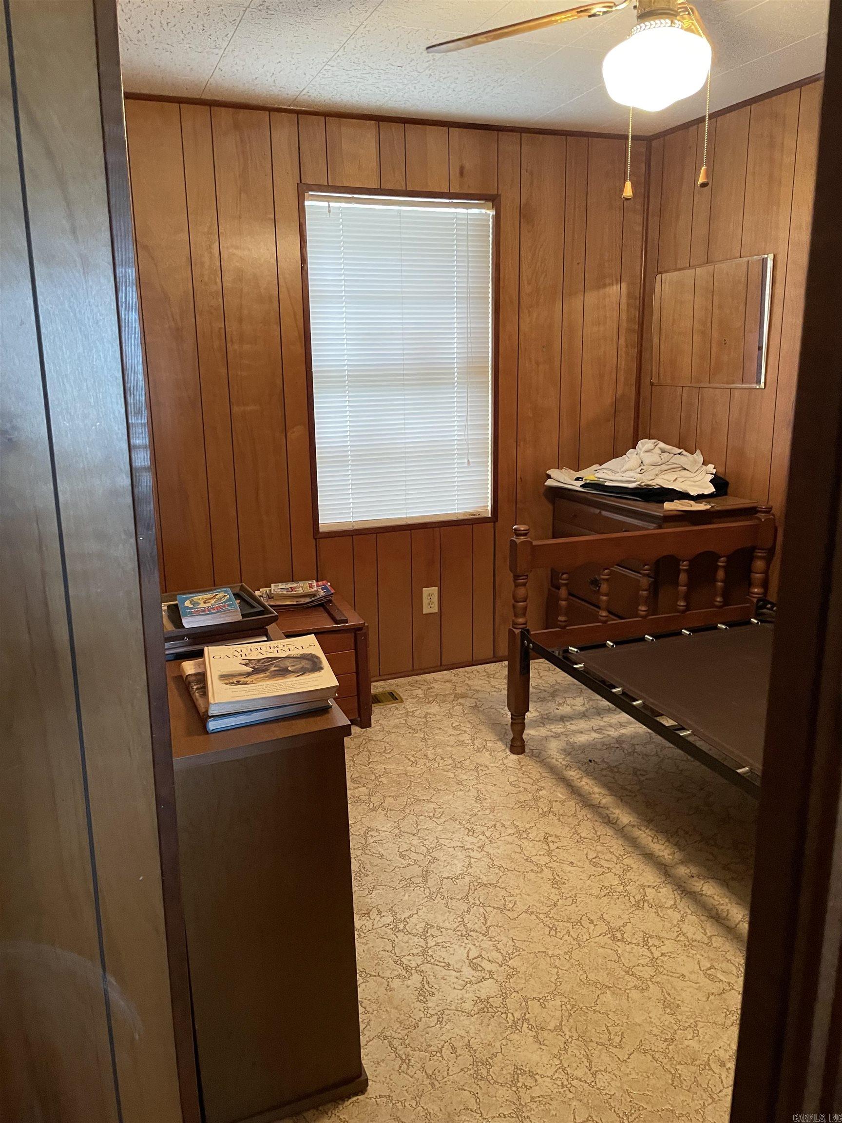 24 CEDAR Street Higden, AR 72067