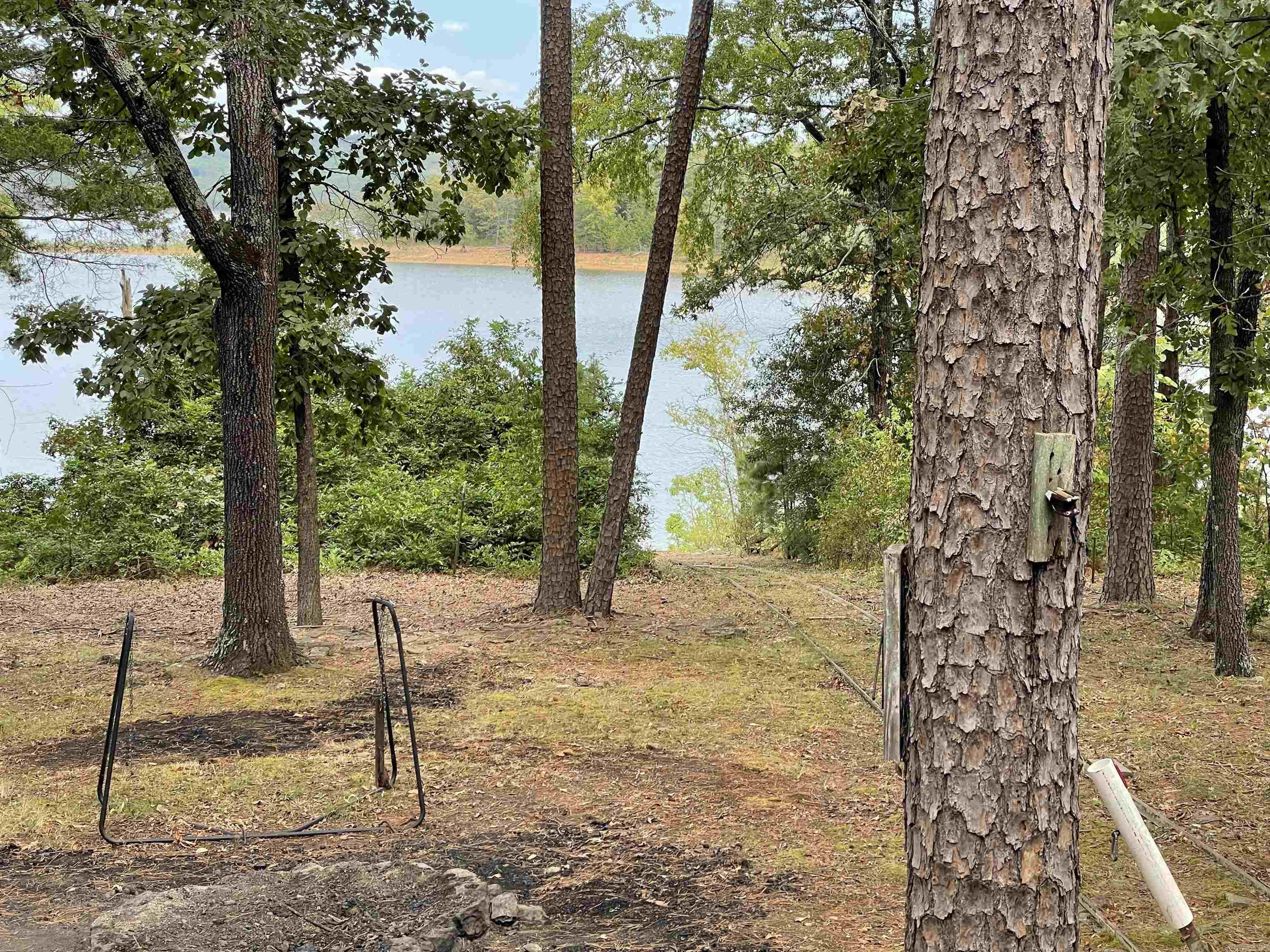 24 CEDAR Street Higden, AR 72067